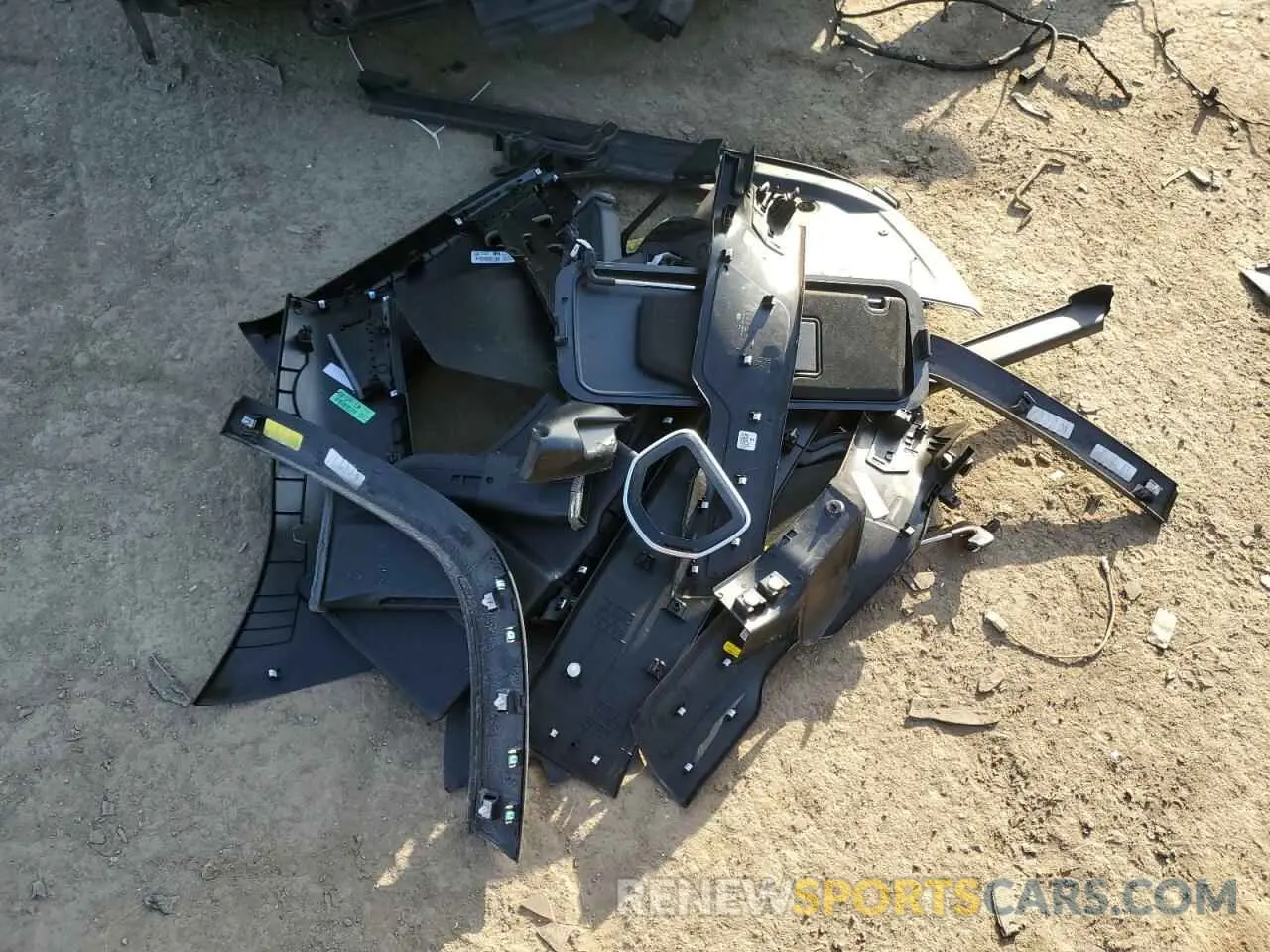 14 Фотография поврежденного автомобиля 1C4RJKBGXR8596047 JEEP GRAND CHER 2024