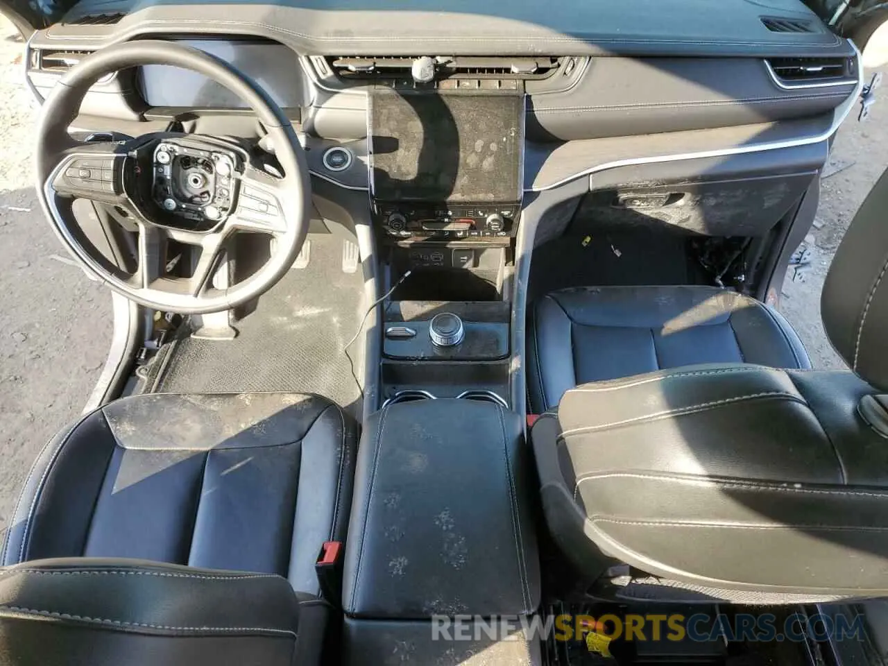 8 Фотография поврежденного автомобиля 1C4RJKBGXR8596047 JEEP GRAND CHER 2024