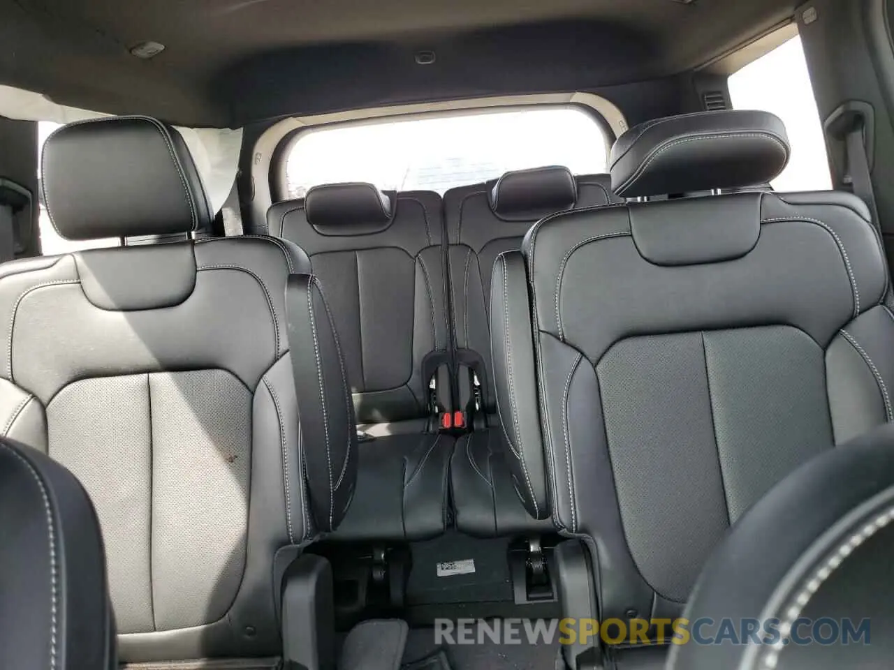 10 Фотография поврежденного автомобиля 1C4RJKDG8R8564520 JEEP GRAND CHER 2024
