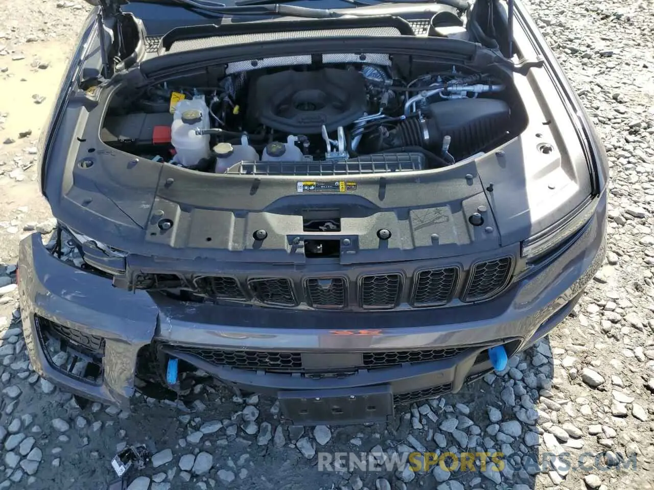 13 Photograph of a damaged car 1C4RJYB62R8956745 JEEP GRAND CHER 2024