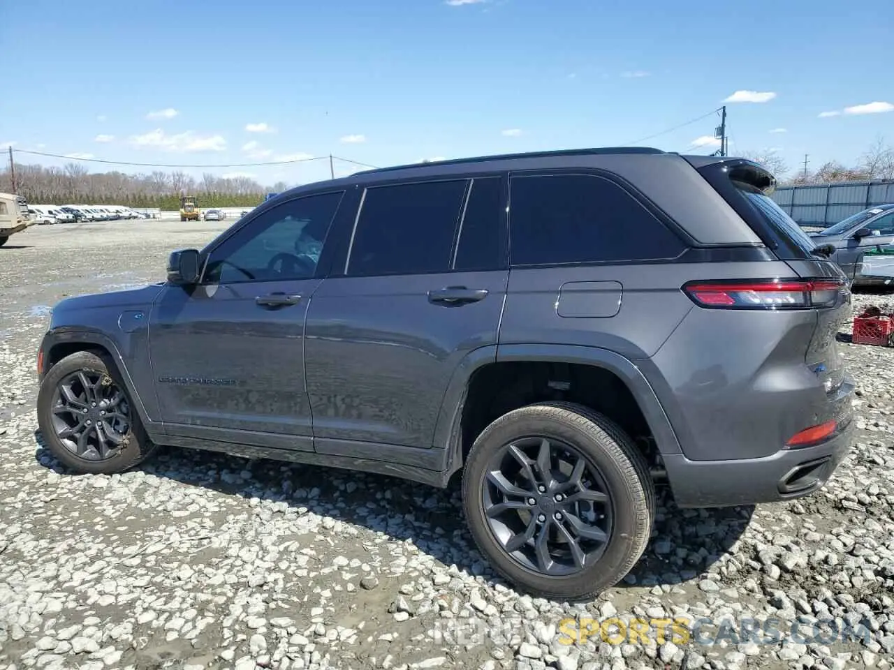 2 Photograph of a damaged car 1C4RJYB62R8956745 JEEP GRAND CHER 2024