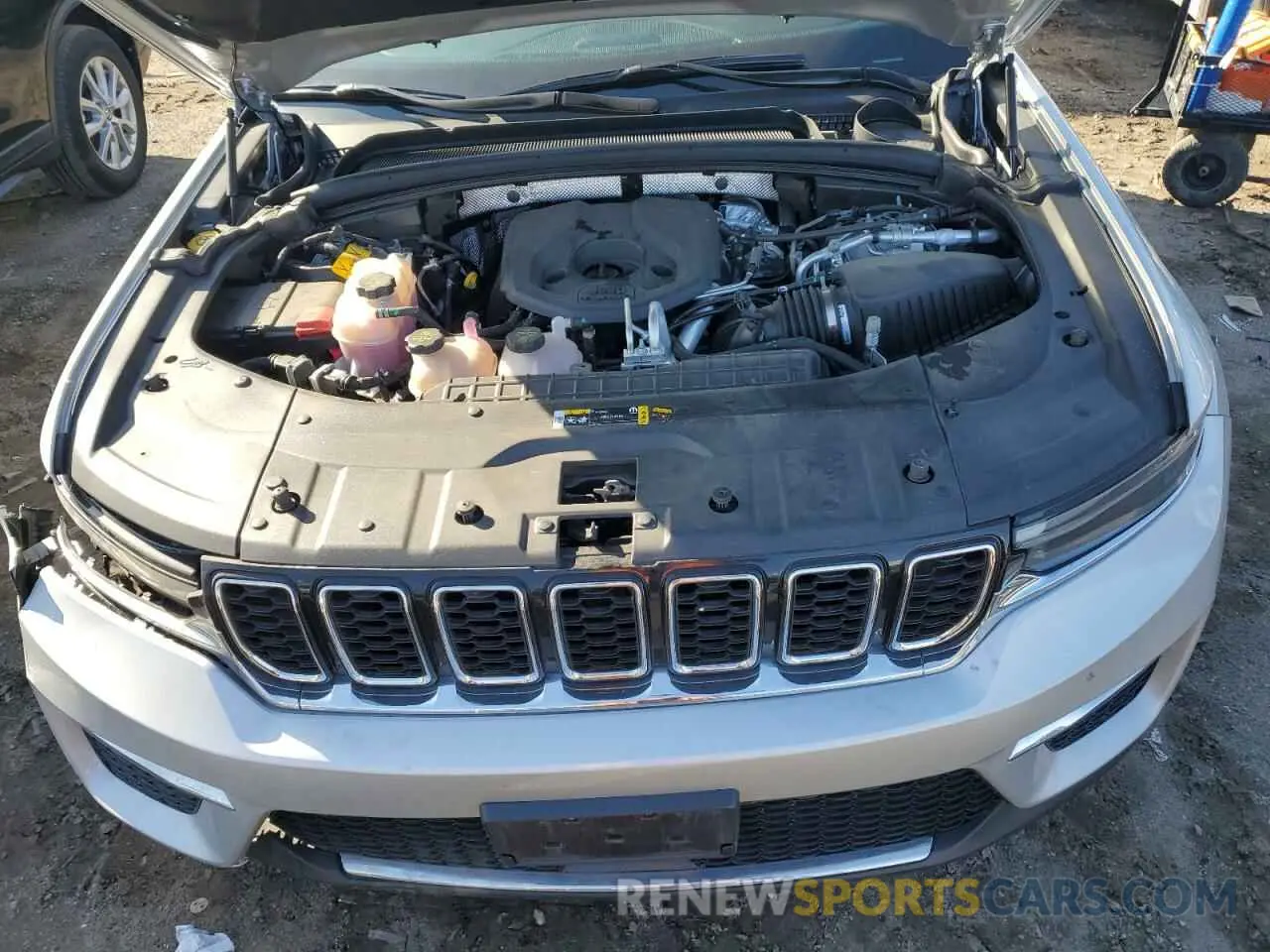 12 Фотография поврежденного автомобиля 1C4RJYB63RC124764 JEEP GRAND CHER 2024