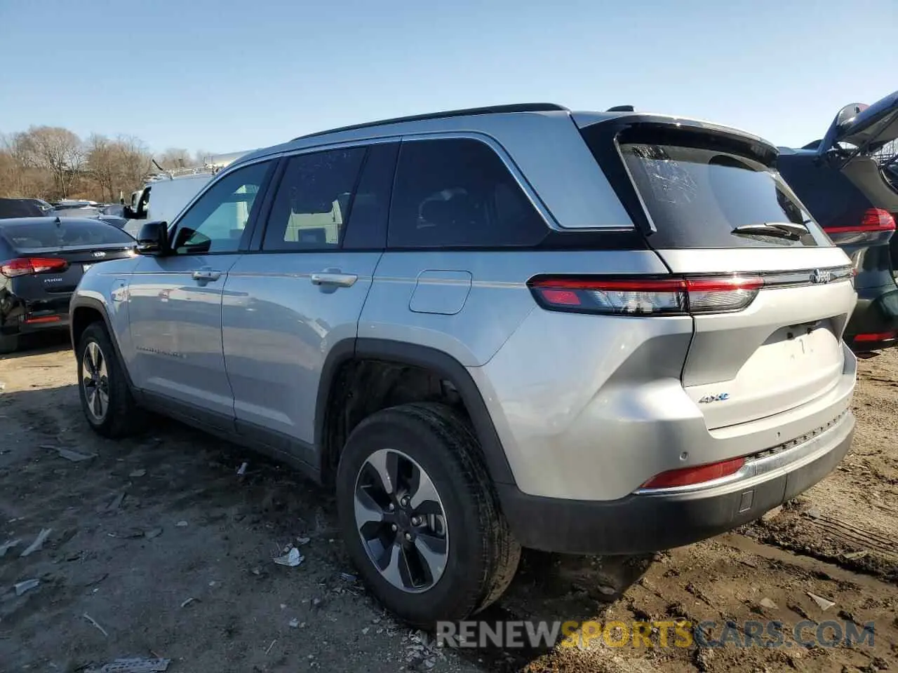 2 Фотография поврежденного автомобиля 1C4RJYB63RC124764 JEEP GRAND CHER 2024