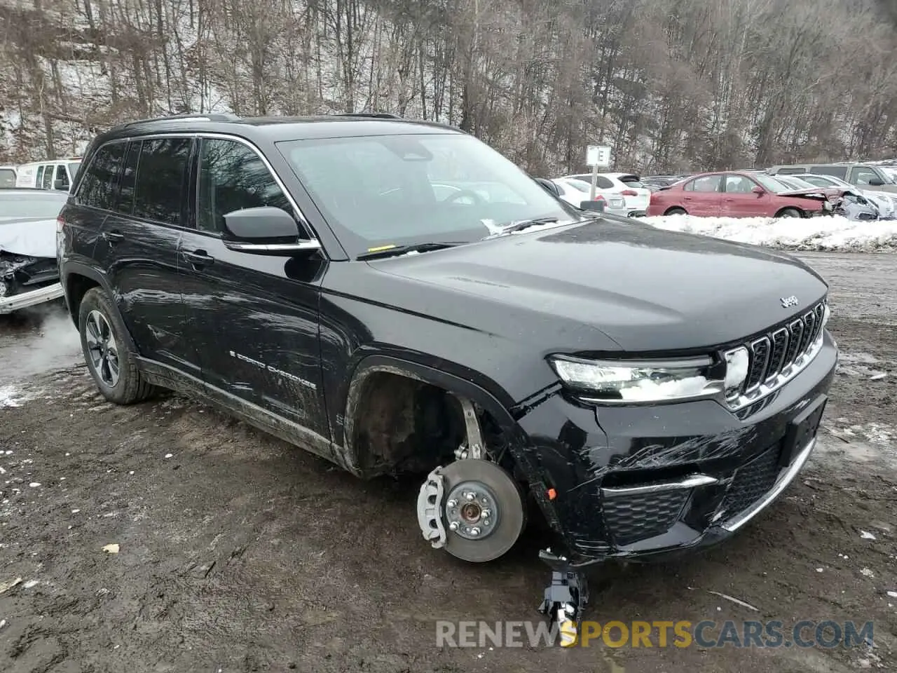 4 Фотография поврежденного автомобиля 1C4RJYB65RC713329 JEEP GRAND CHER 2024