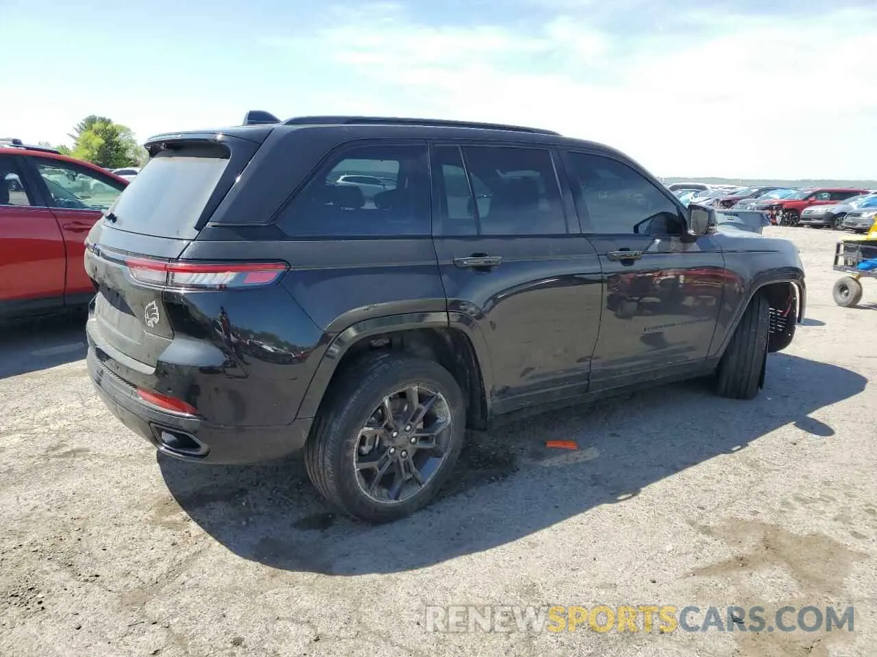 3 Photograph of a damaged car 1C4RJYB67R8955235 JEEP GRAND CHER 2024