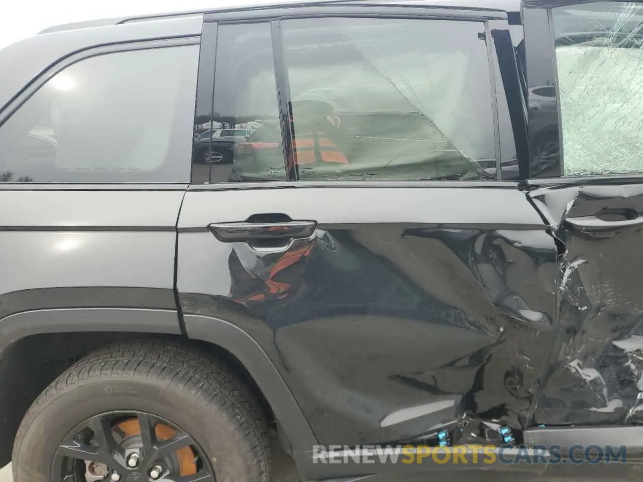 11 Photograph of a damaged car 1C4RJHAG1SC269026 JEEP GRAND CHER 2025