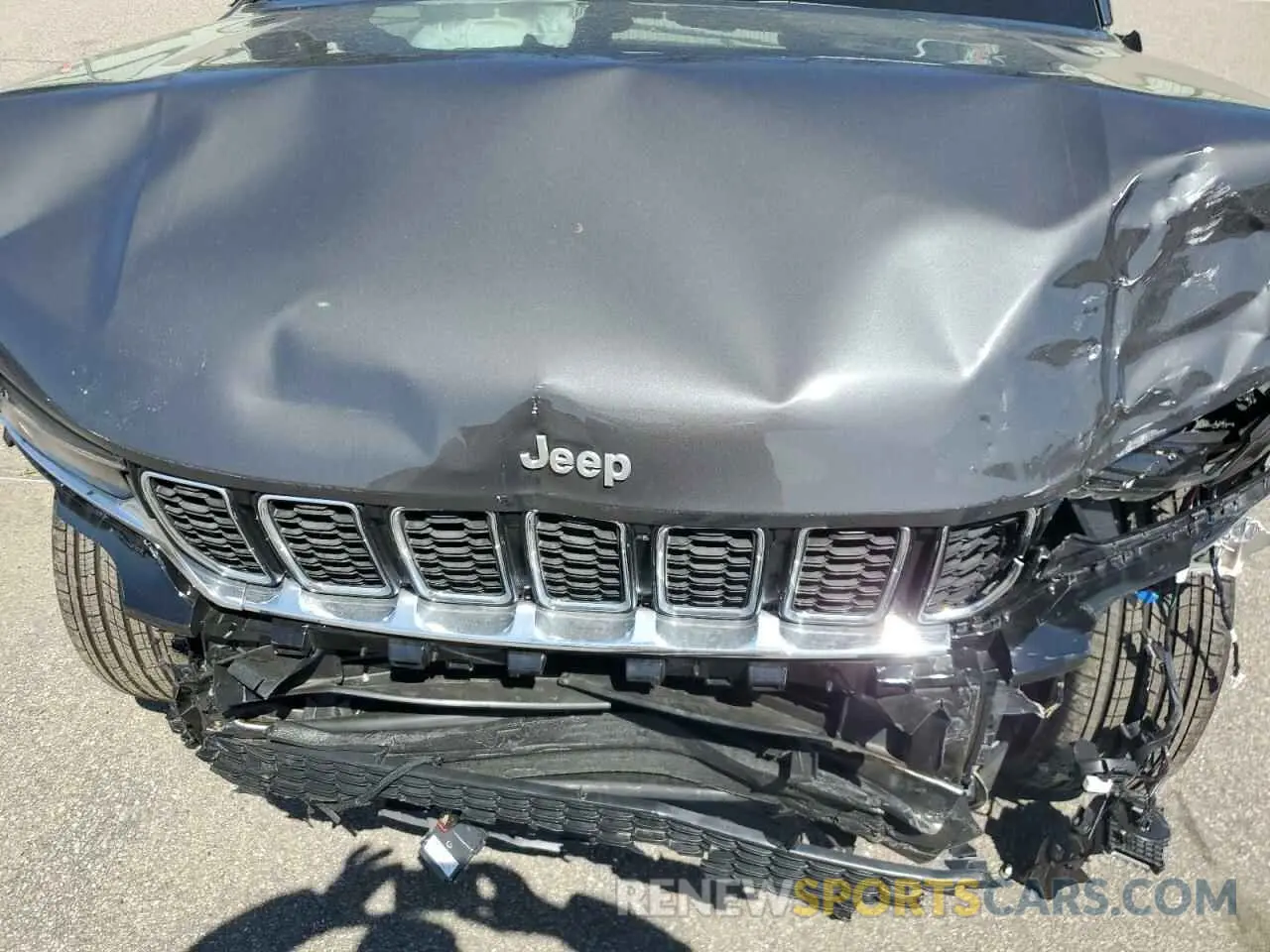 12 Photograph of a damaged car 1C4RJHBG3SC269981 JEEP GRAND CHER 2025
