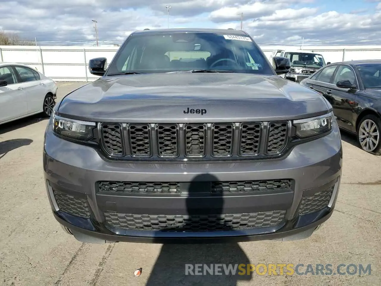 5 Photograph of a damaged car 1C4RJKAG0S8659115 JEEP GRAND CHER 2025