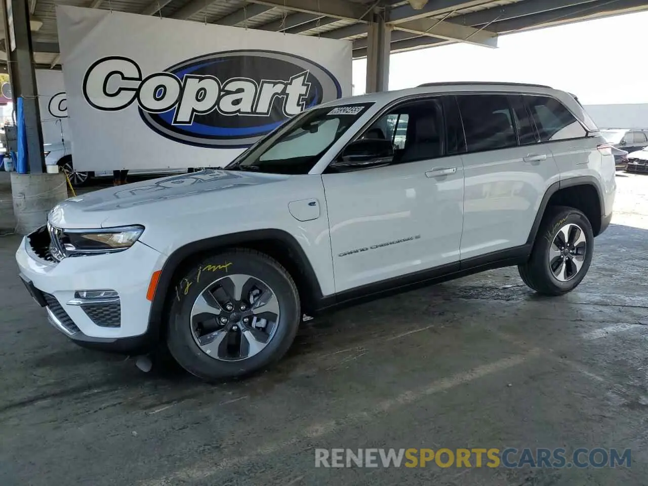 1 Photograph of a damaged car 1C4RJYB66S8692919 JEEP GRAND CHER 2025
