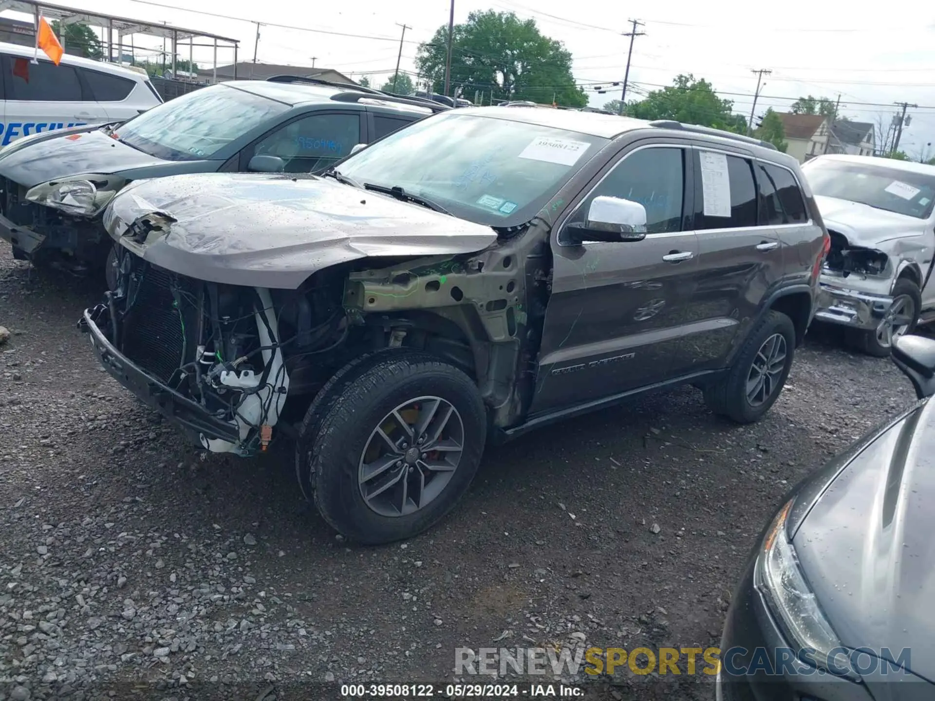 2 Photograph of a damaged car 1C4RJFBG8HC954507 JEEP GRAND CHEROKEE 2017