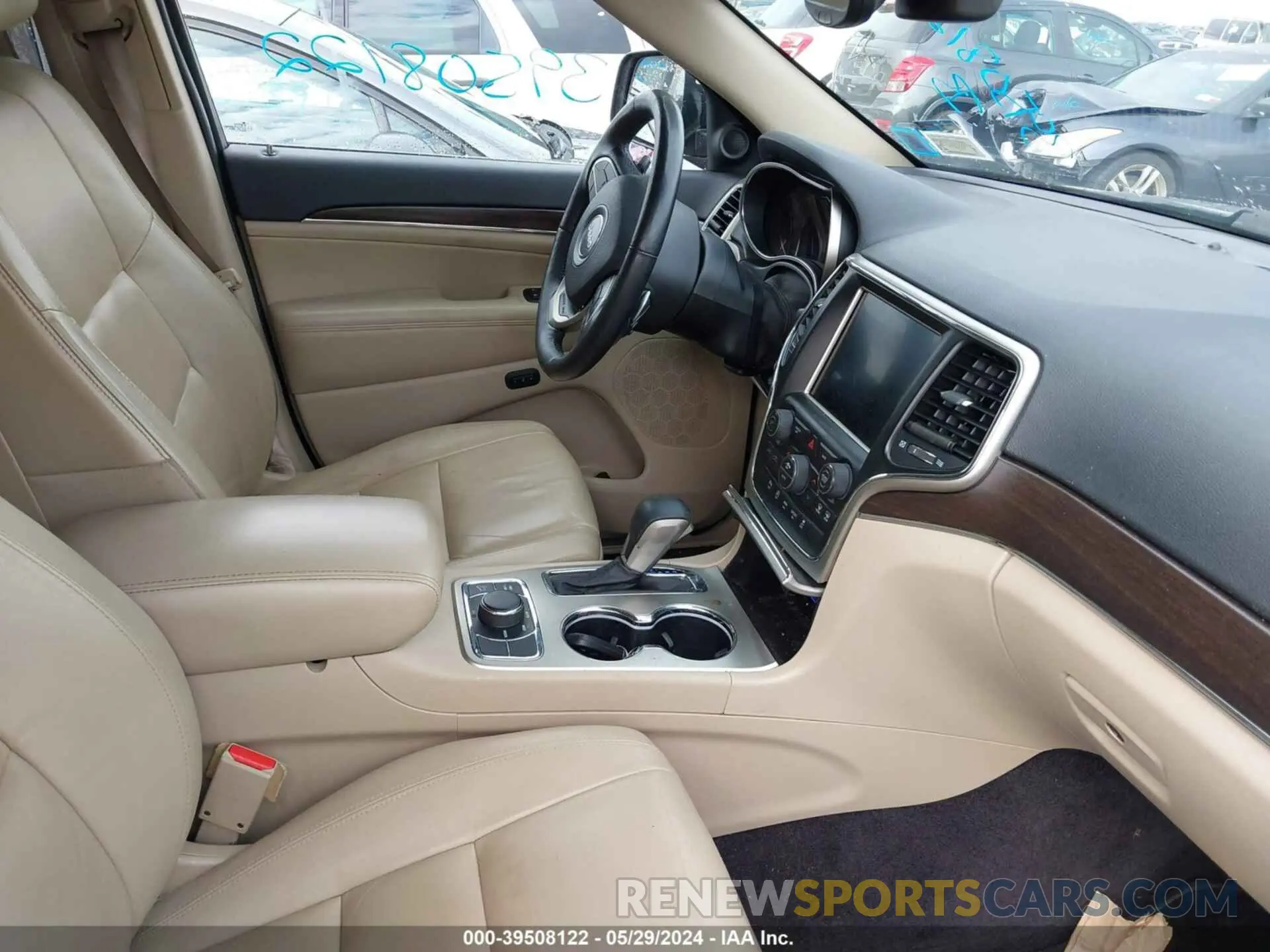 5 Photograph of a damaged car 1C4RJFBG8HC954507 JEEP GRAND CHEROKEE 2017