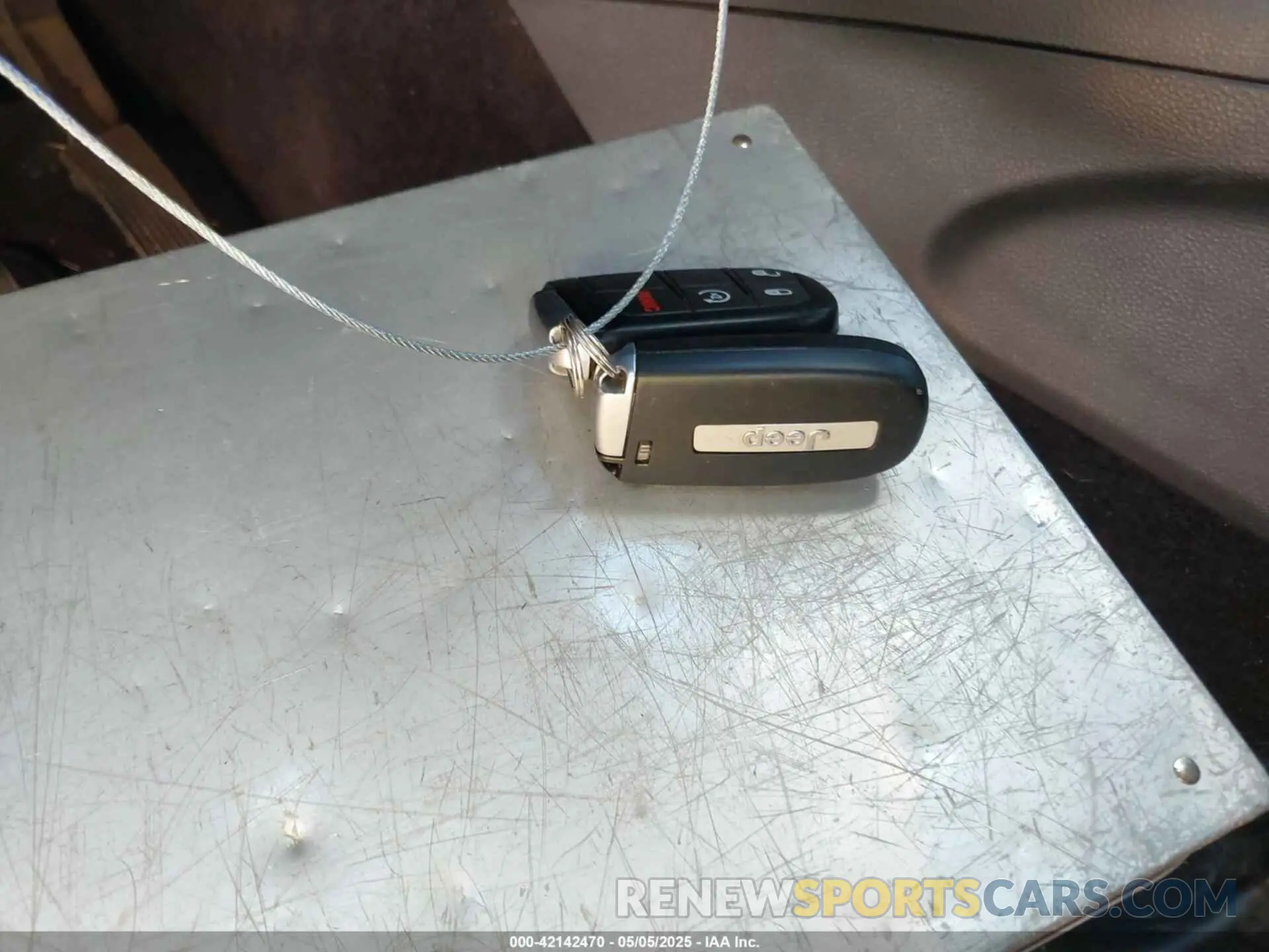 11 Фотография поврежденного автомобиля 1C4RJEAG3KC558147 JEEP GRAND CHEROKEE 2019