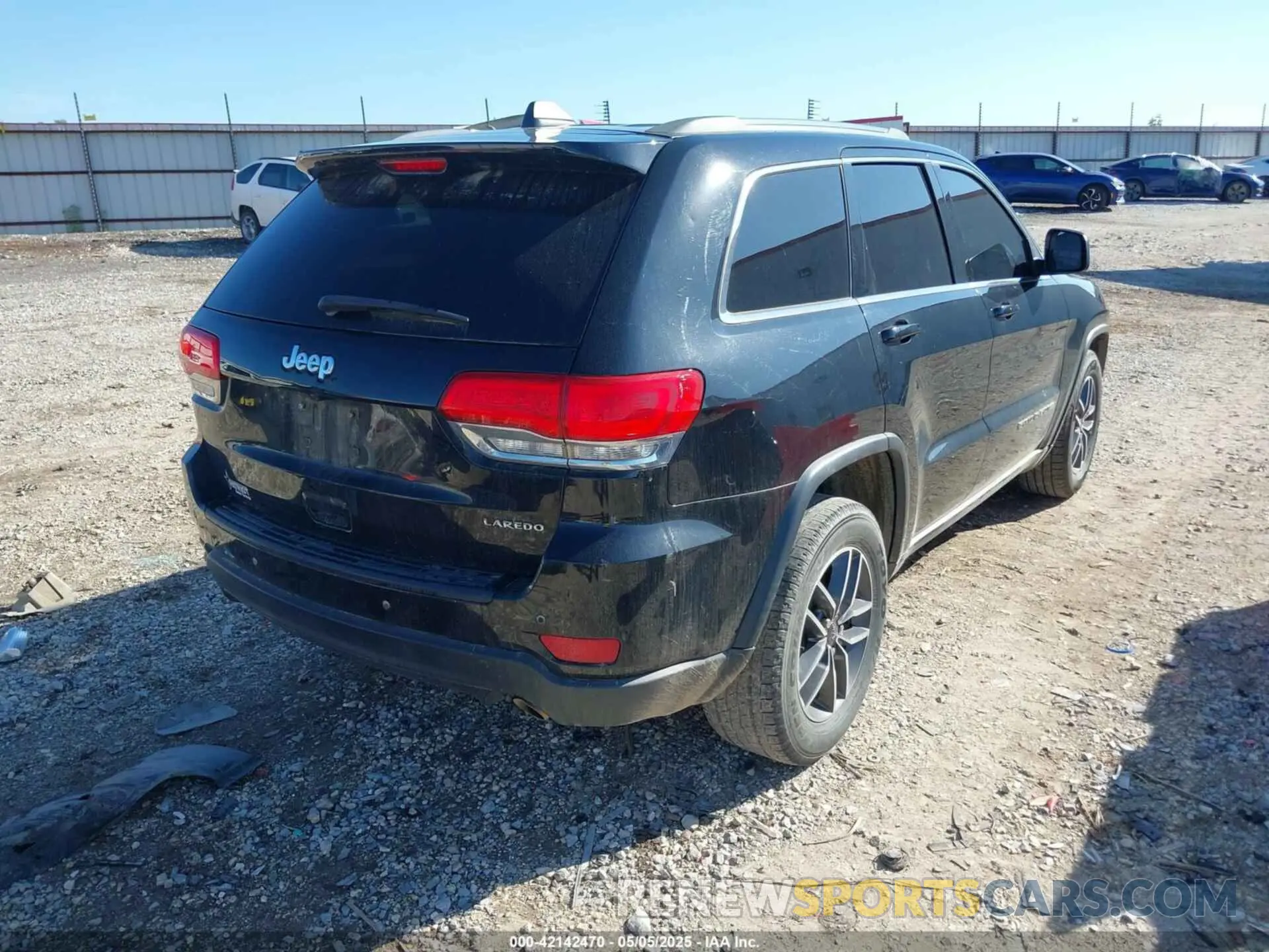 4 Фотография поврежденного автомобиля 1C4RJEAG3KC558147 JEEP GRAND CHEROKEE 2019