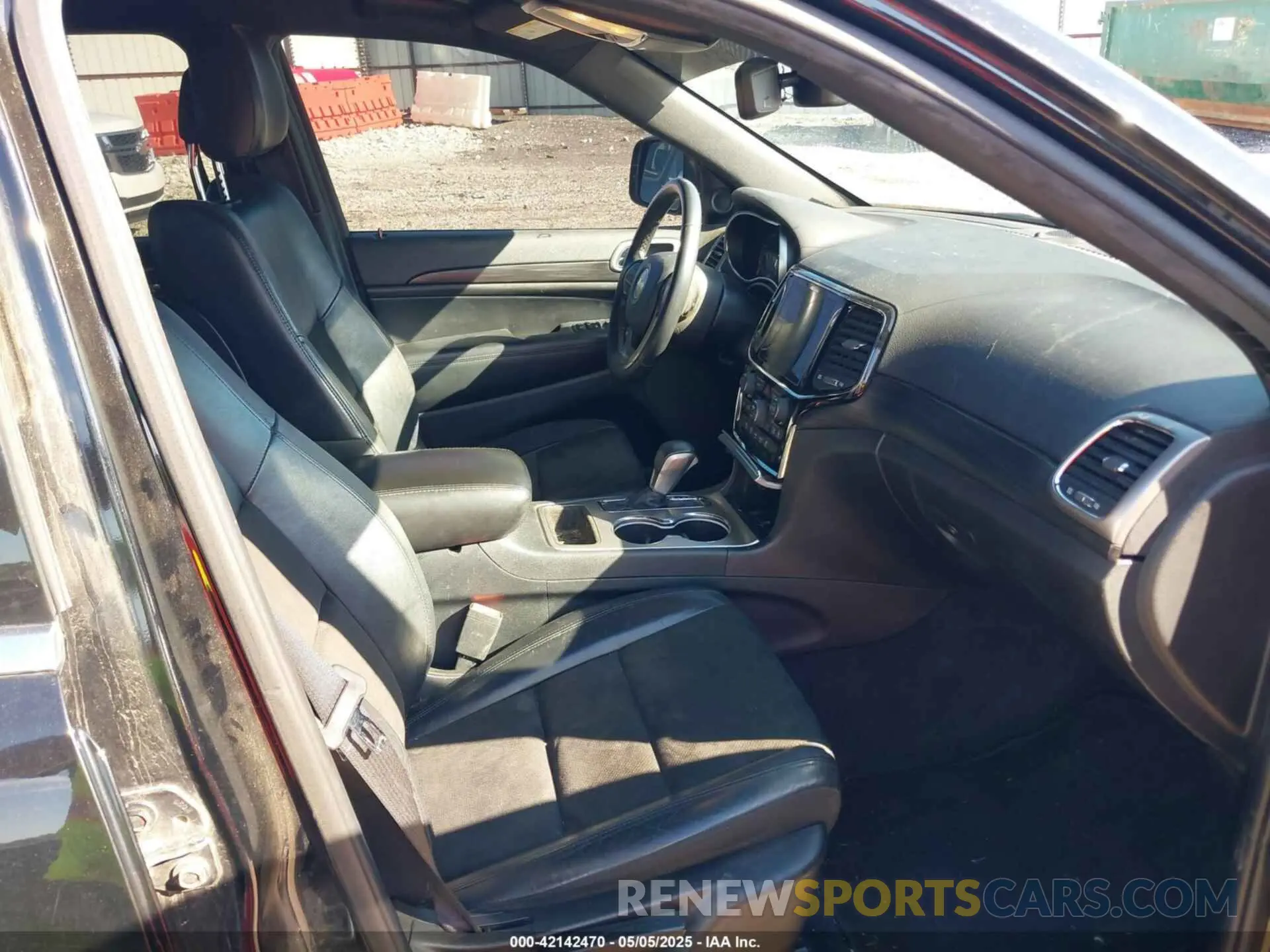 5 Фотография поврежденного автомобиля 1C4RJEAG3KC558147 JEEP GRAND CHEROKEE 2019