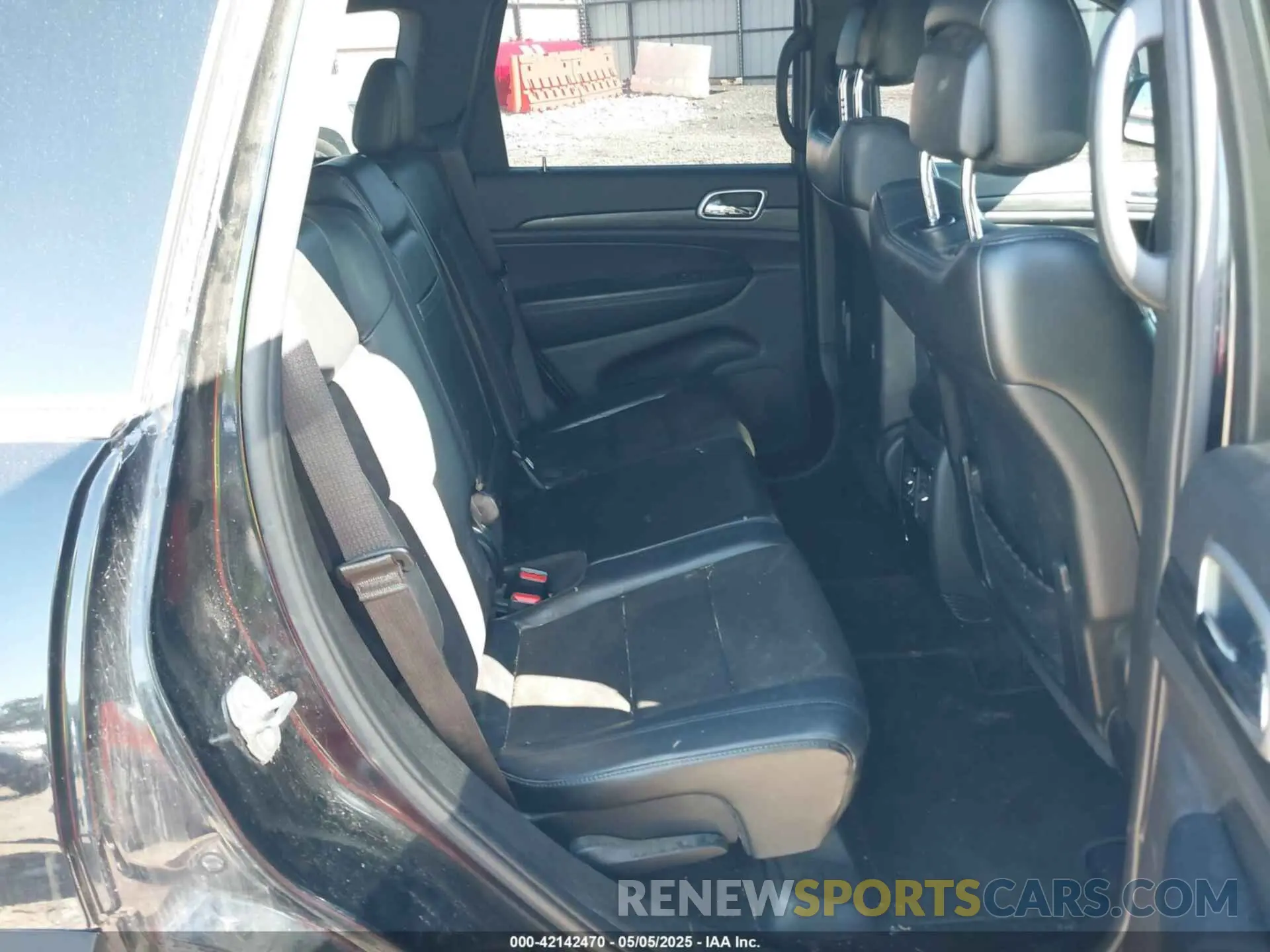 8 Фотография поврежденного автомобиля 1C4RJEAG3KC558147 JEEP GRAND CHEROKEE 2019