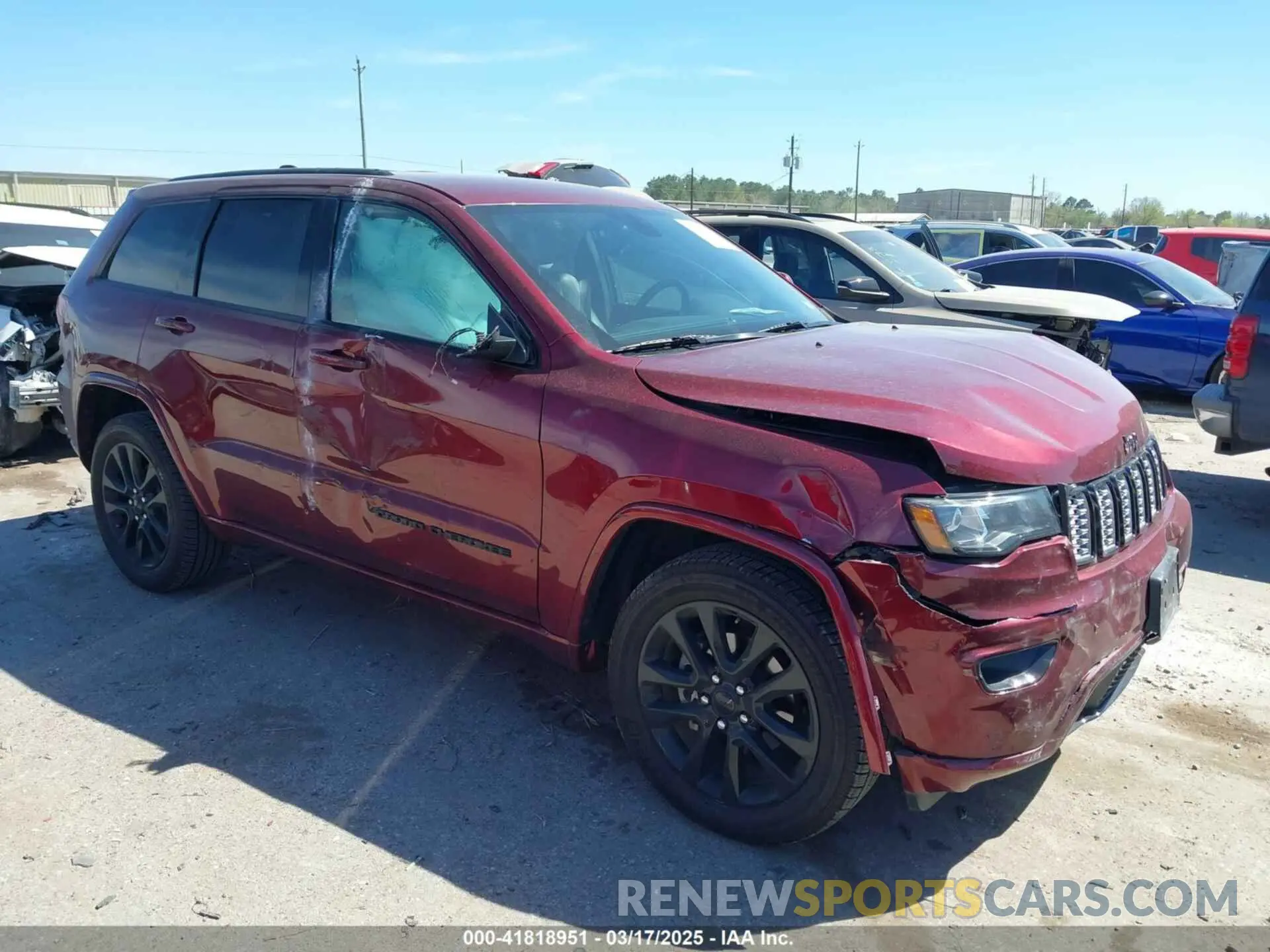 1 Photograph of a damaged car 1C4RJEAG3KC776881 JEEP GRAND CHEROKEE 2019