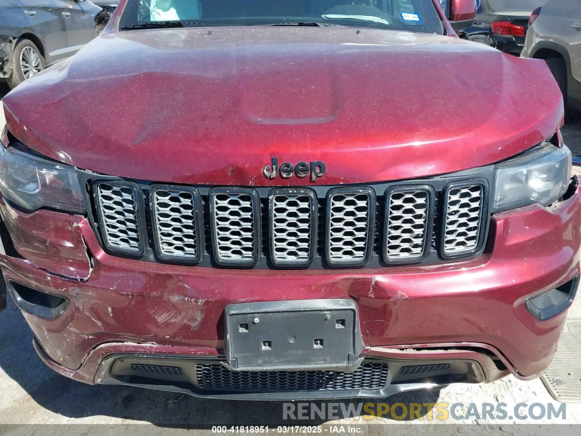 12 Photograph of a damaged car 1C4RJEAG3KC776881 JEEP GRAND CHEROKEE 2019