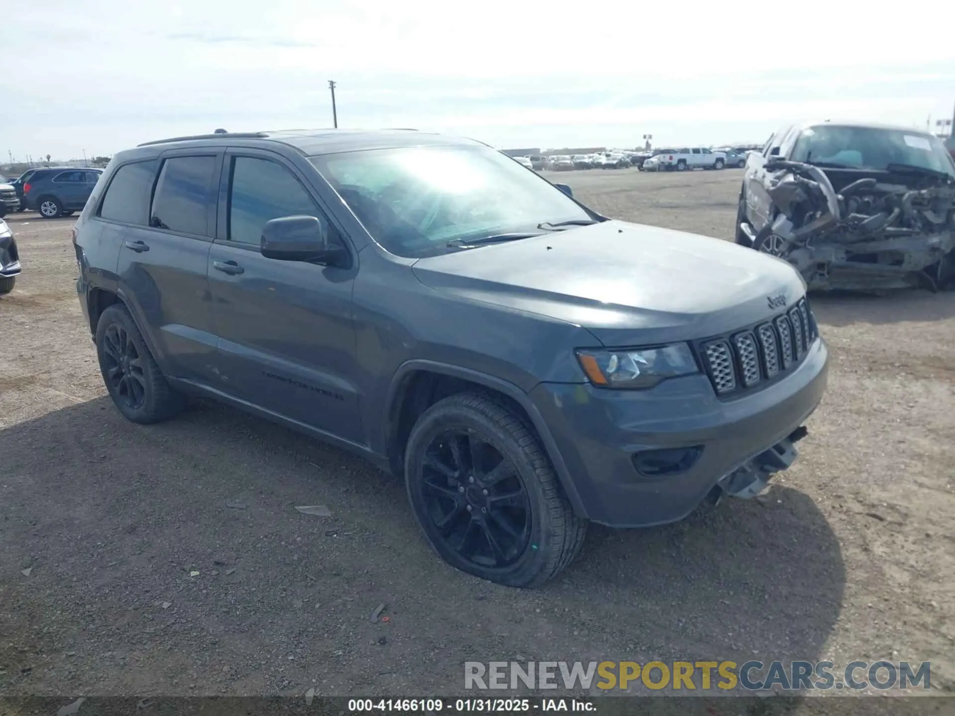 1 Photograph of a damaged car 1C4RJEAG6KC672451 JEEP GRAND CHEROKEE 2019