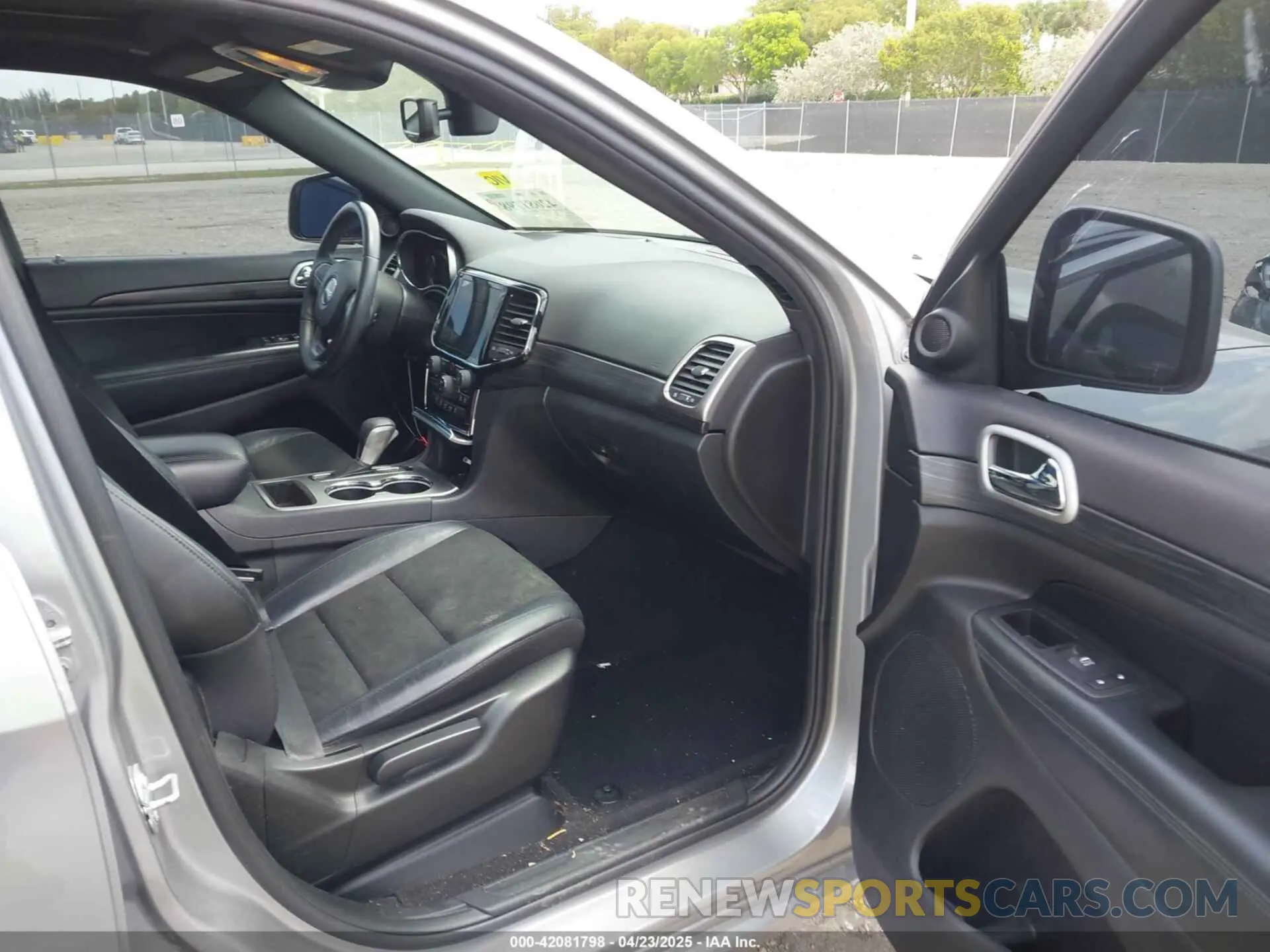 5 Фотография поврежденного автомобиля 1C4RJEAG8KC614650 JEEP GRAND CHEROKEE 2019