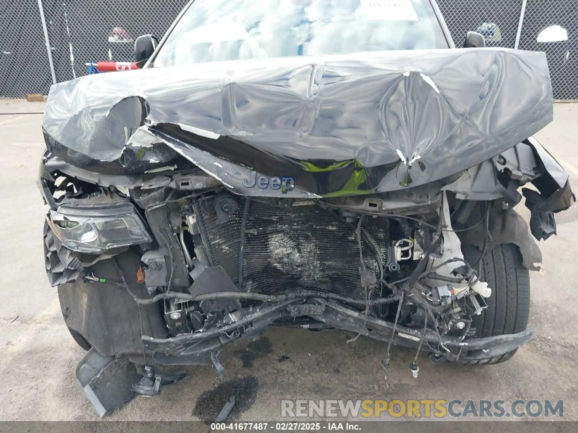 6 Photograph of a damaged car 1C4RJEAGXKC571770 JEEP GRAND CHEROKEE 2019