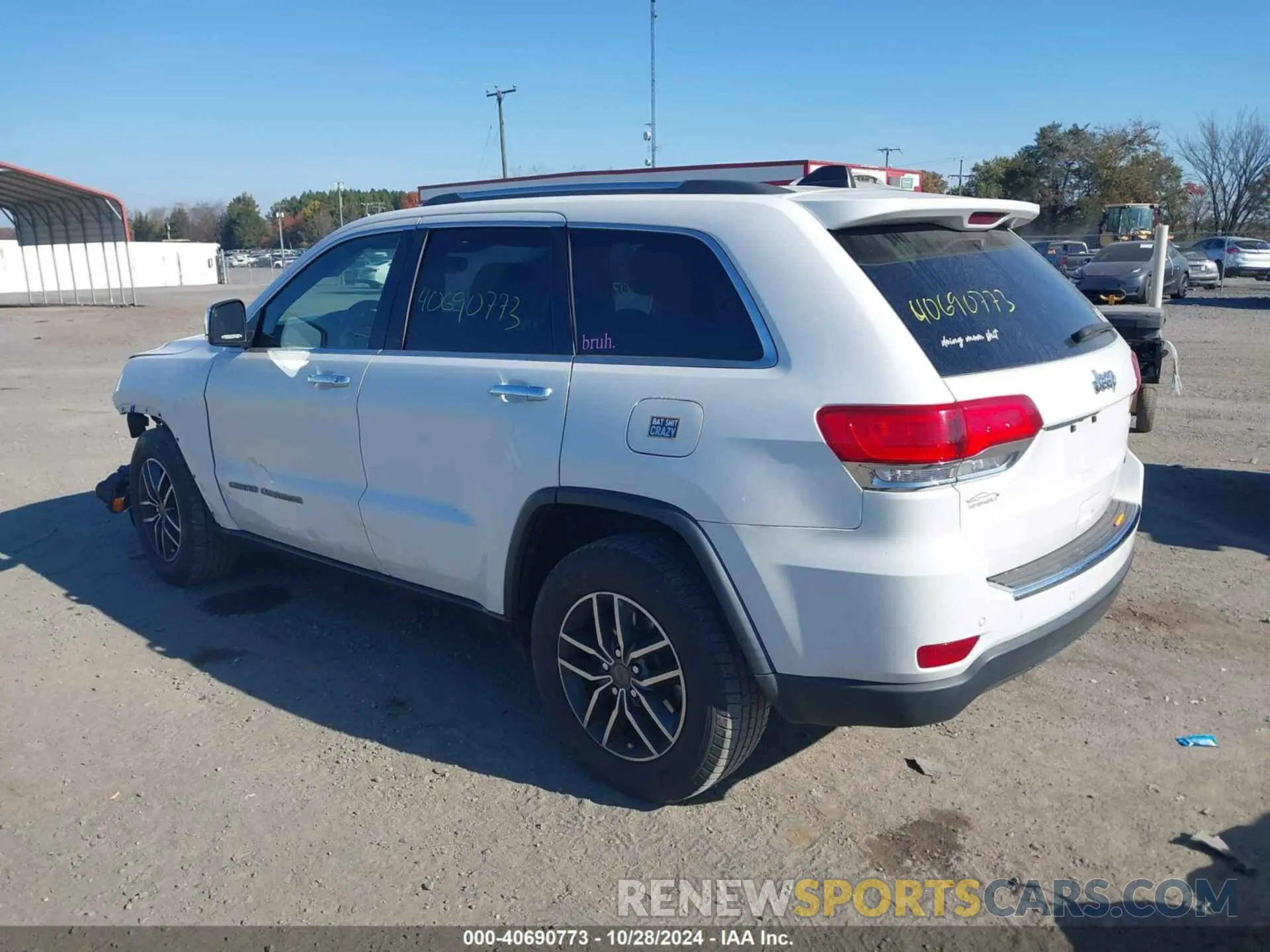 3 Photograph of a damaged car 1C4RJEBG1KC689690 JEEP GRAND CHEROKEE 2019