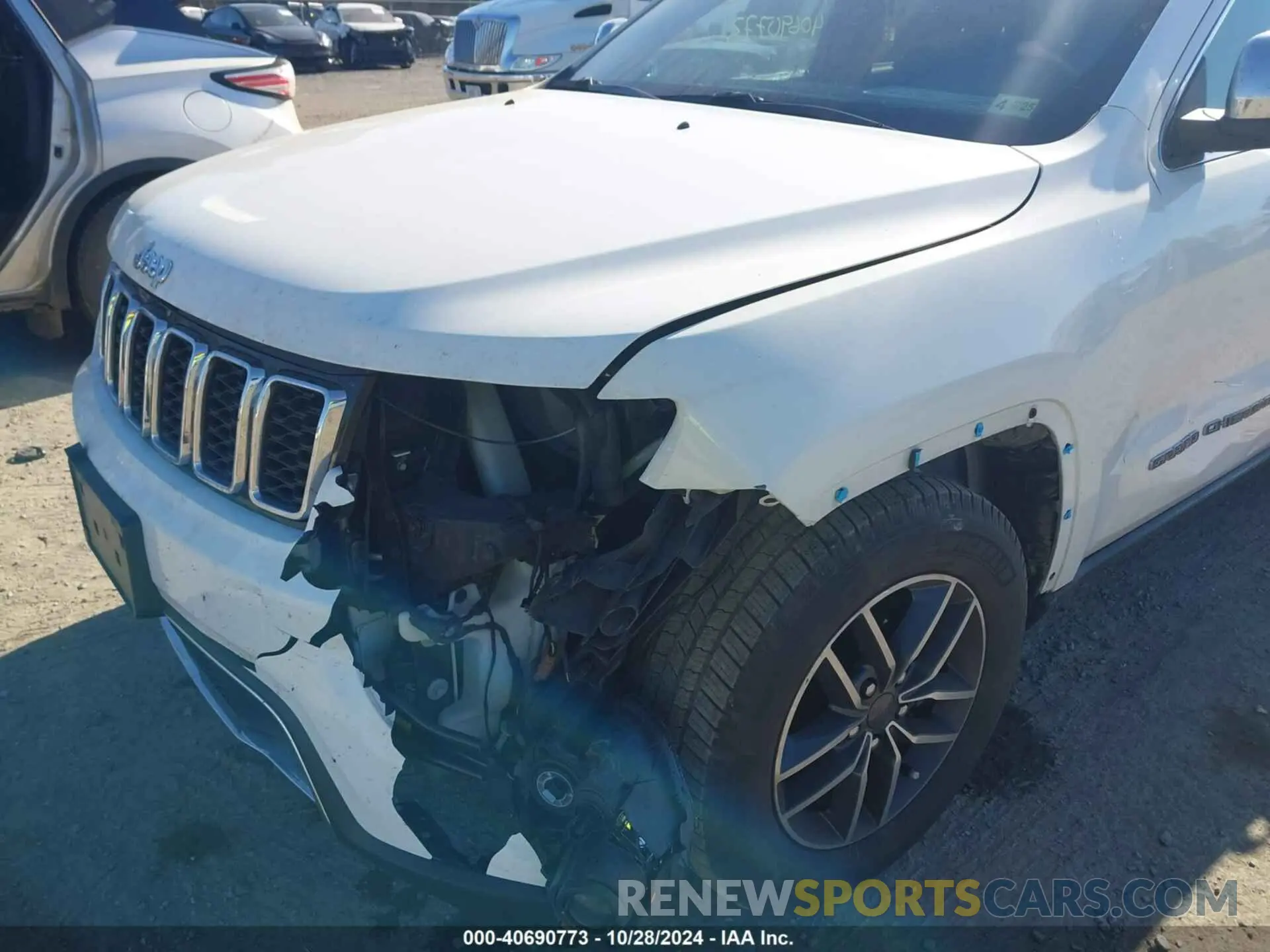 6 Photograph of a damaged car 1C4RJEBG1KC689690 JEEP GRAND CHEROKEE 2019
