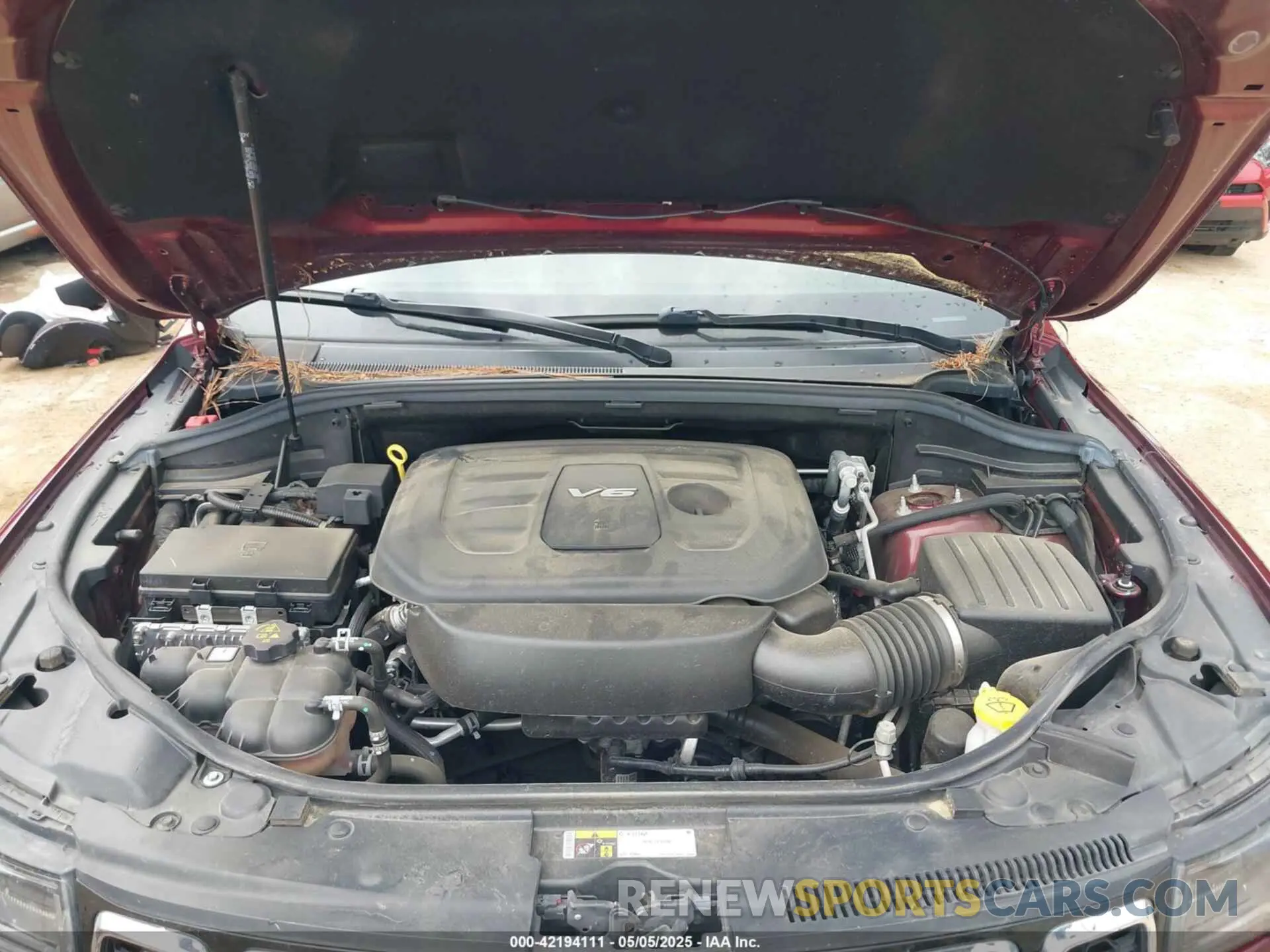 10 Фотография поврежденного автомобиля 1C4RJEBG2KC624380 JEEP GRAND CHEROKEE 2019