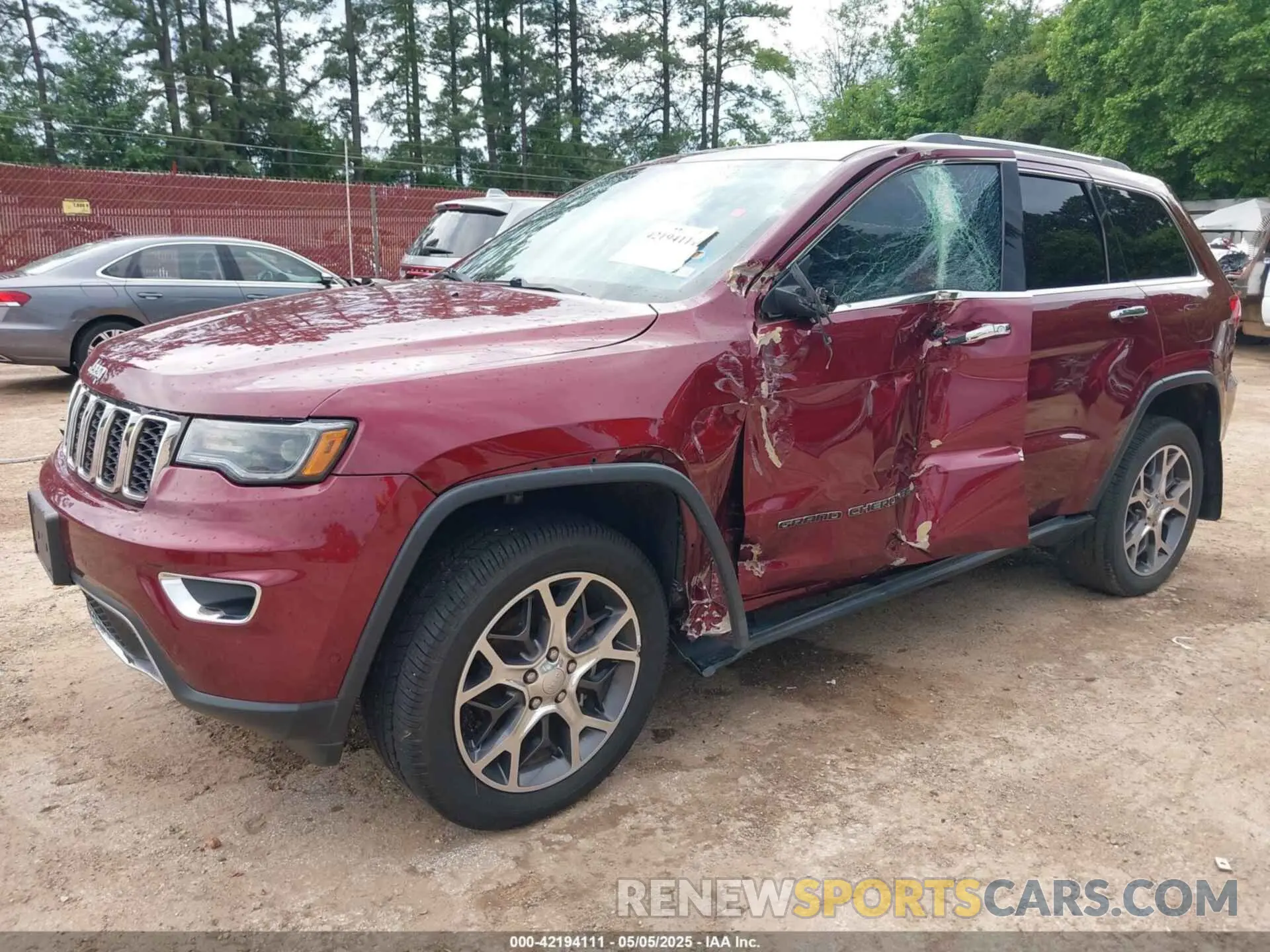 2 Фотография поврежденного автомобиля 1C4RJEBG2KC624380 JEEP GRAND CHEROKEE 2019