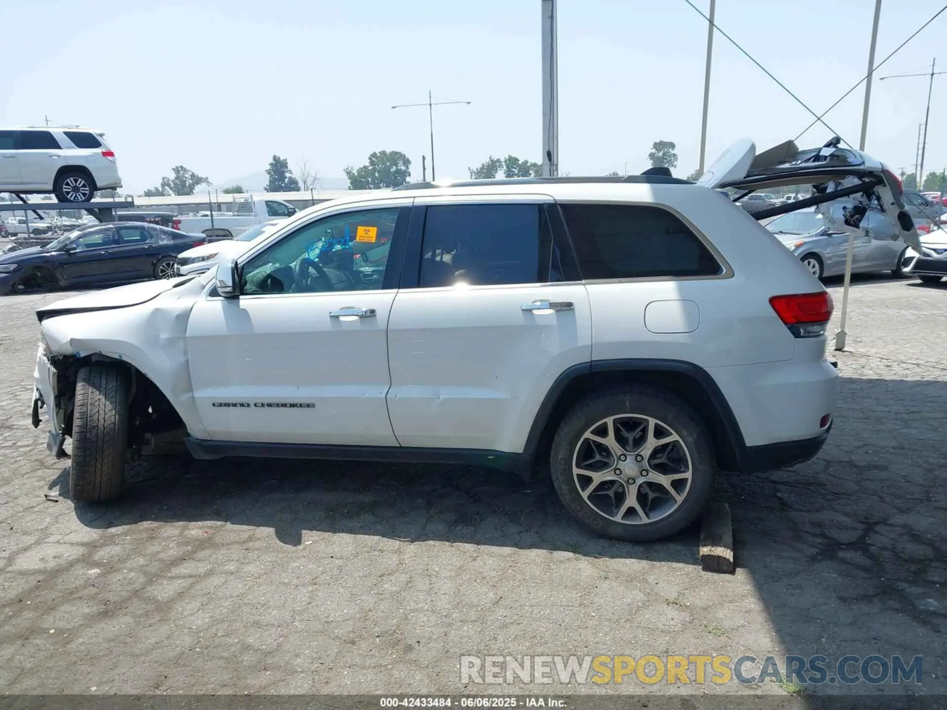 14 Фотография поврежденного автомобиля 1C4RJEBG7KC680959 JEEP GRAND CHEROKEE 2019
