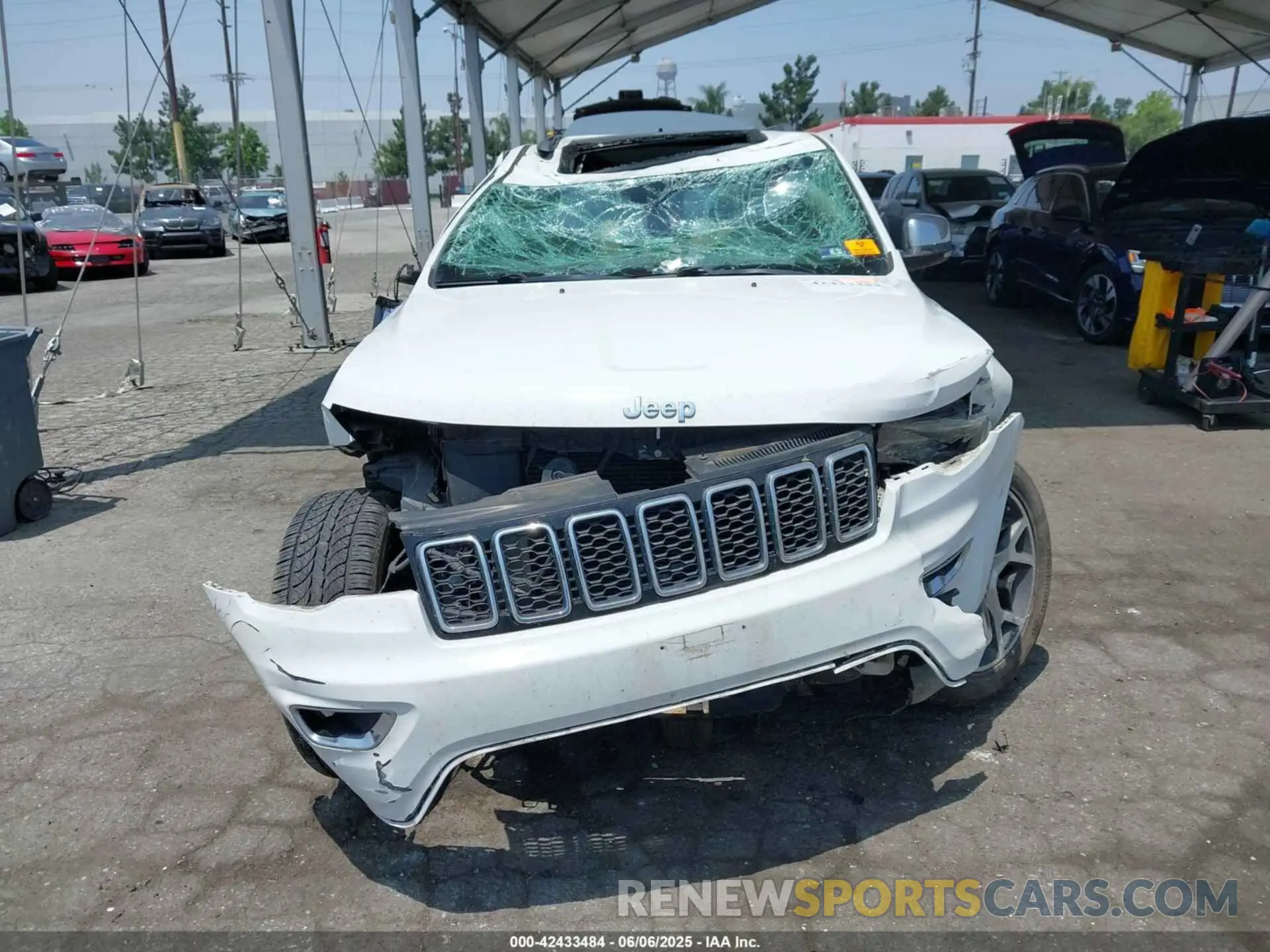 6 Фотография поврежденного автомобиля 1C4RJEBG7KC680959 JEEP GRAND CHEROKEE 2019