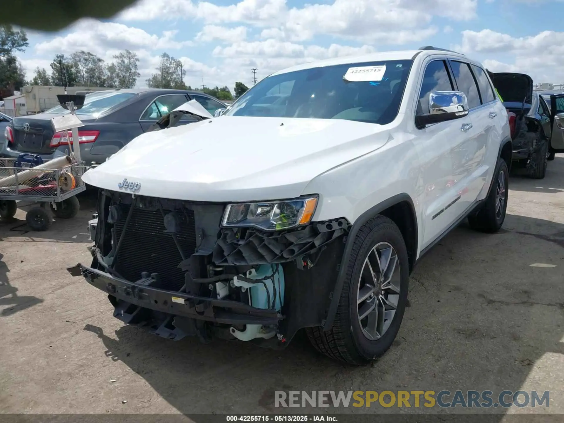 2 Photograph of a damaged car 1C4RJEBG8KC789978 JEEP GRAND CHEROKEE 2019