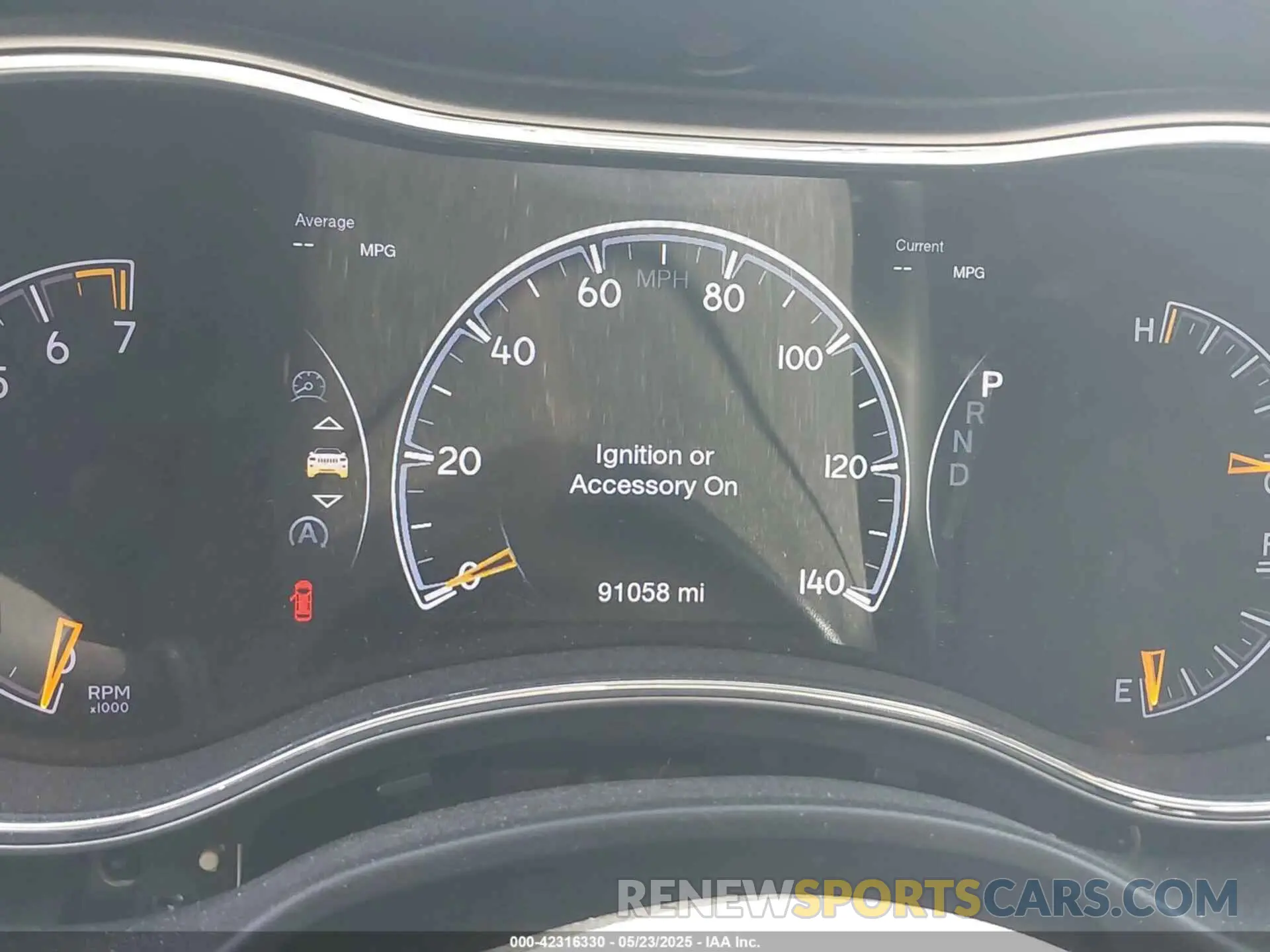 7 Photograph of a damaged car 1C4RJEBG9KC680641 JEEP GRAND CHEROKEE 2019