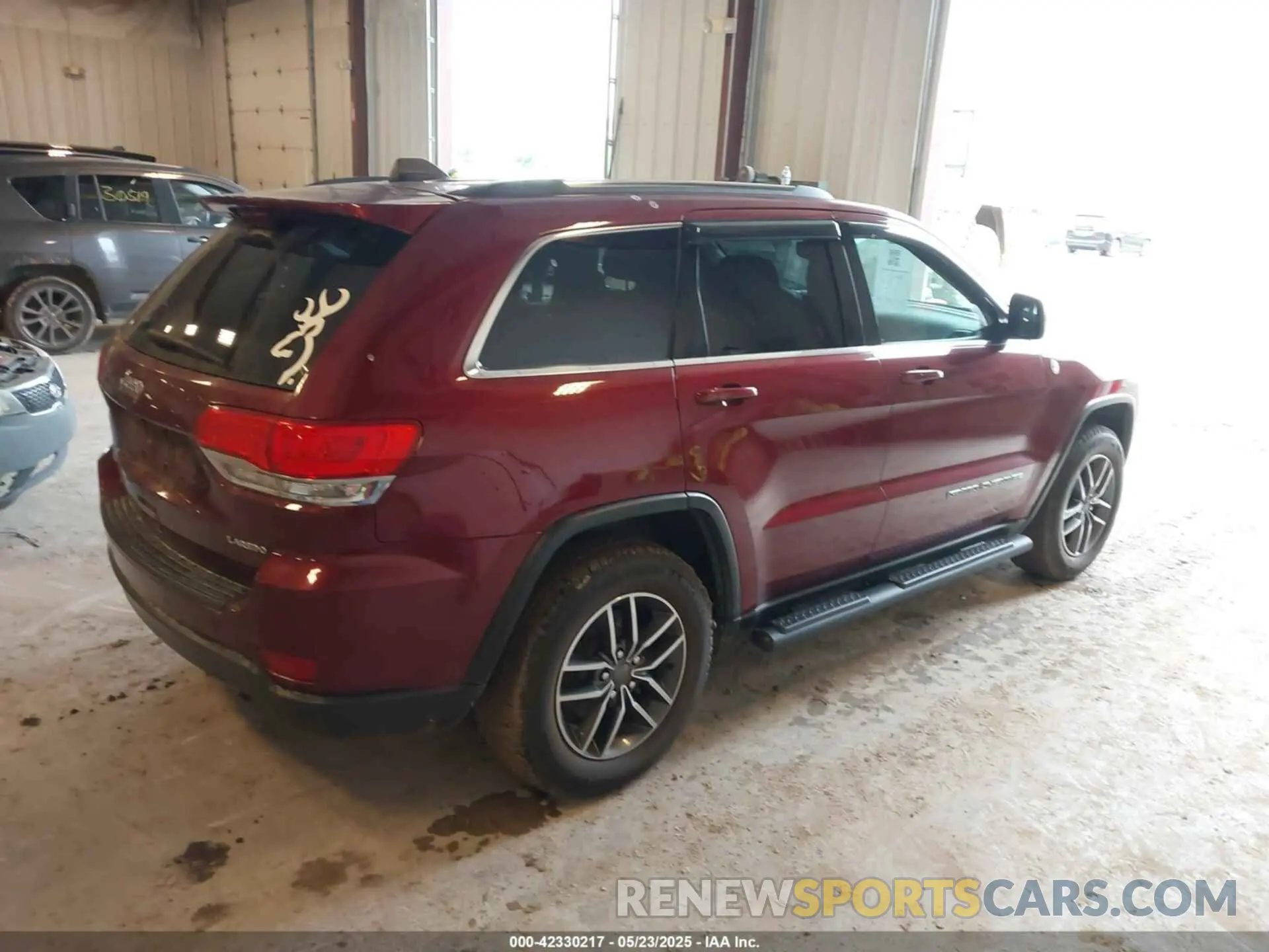 4 Photograph of a damaged car 1C4RJFAG1KC558539 JEEP GRAND CHEROKEE 2019