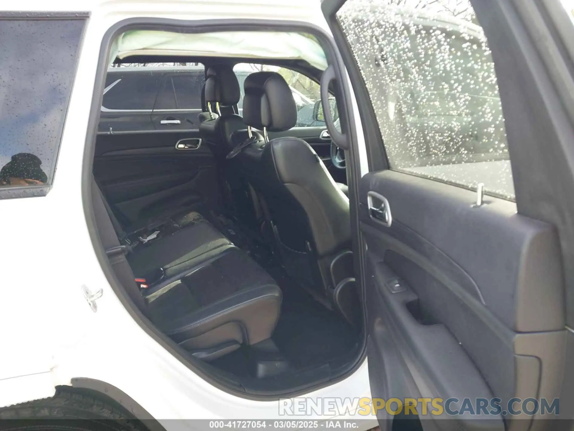 8 Фотография поврежденного автомобиля 1C4RJFAG1KC565684 JEEP GRAND CHEROKEE 2019