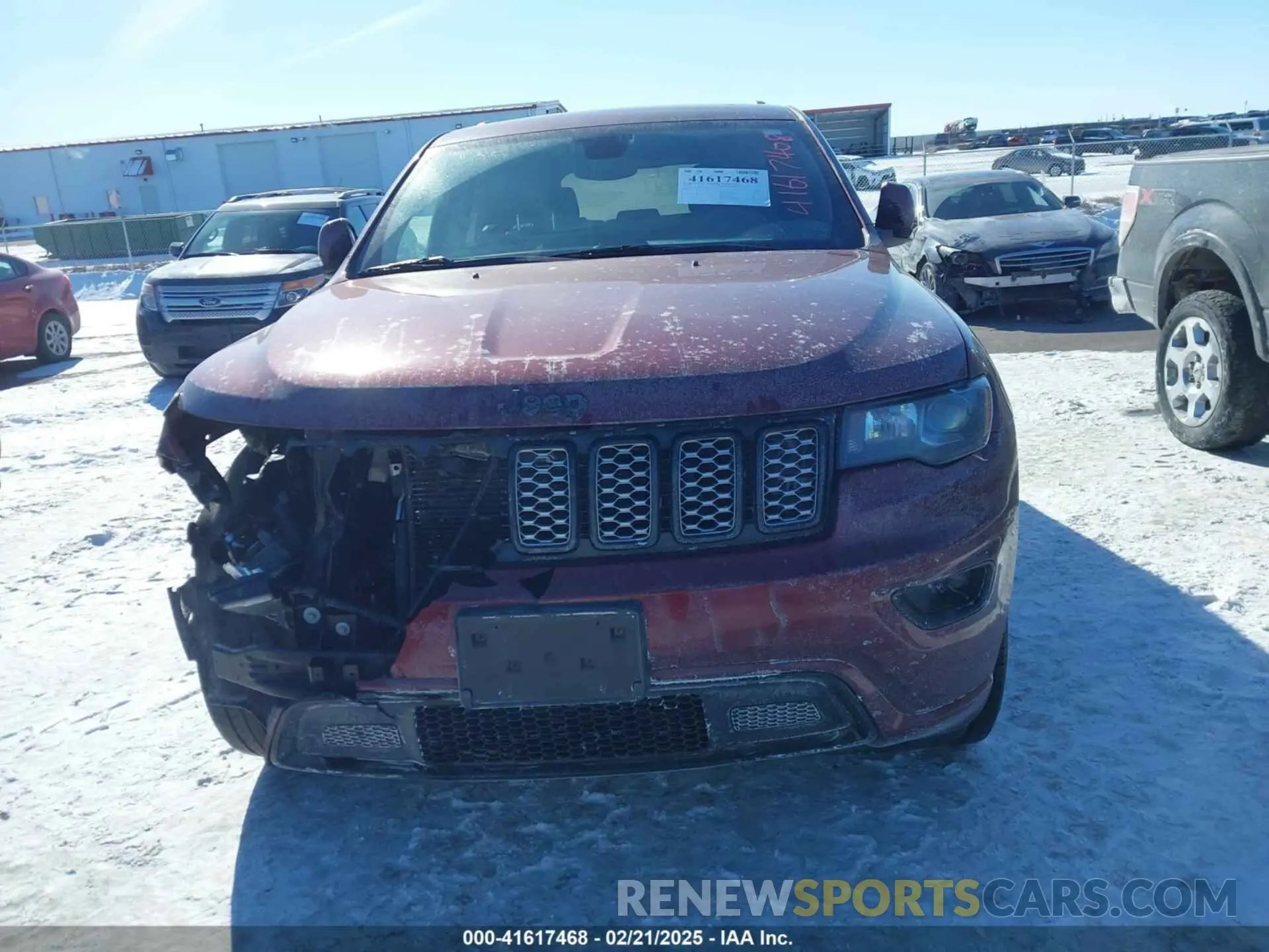 12 Photograph of a damaged car 1C4RJFAG1KC802450 JEEP GRAND CHEROKEE 2019