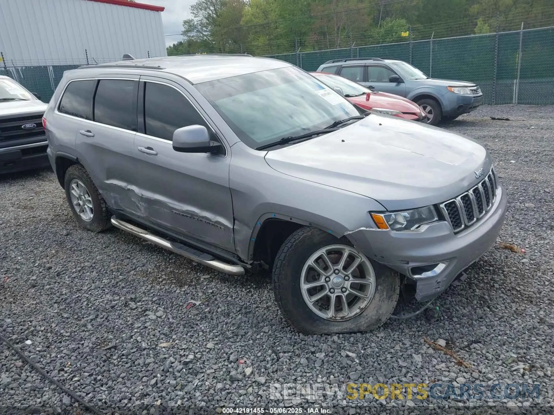 1 Фотография поврежденного автомобиля 1C4RJFAG2KC682755 JEEP GRAND CHEROKEE 2019