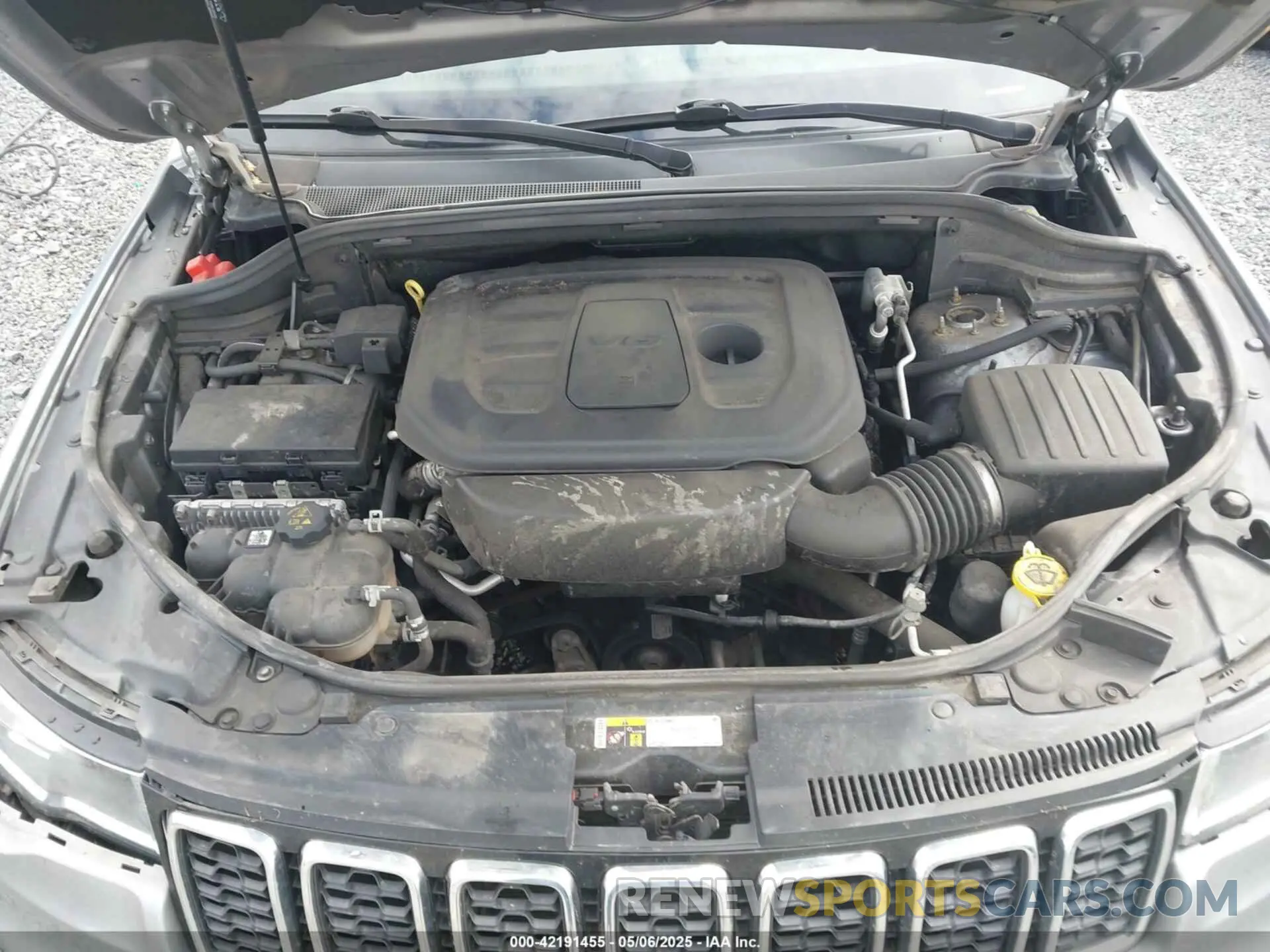 10 Фотография поврежденного автомобиля 1C4RJFAG2KC682755 JEEP GRAND CHEROKEE 2019