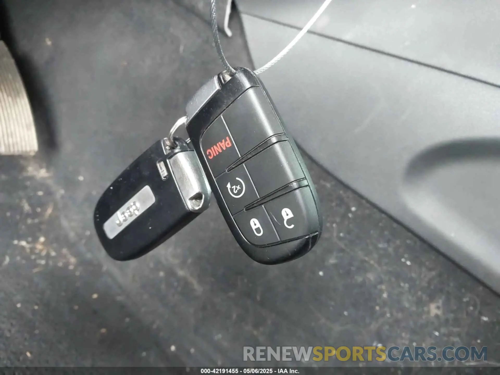 11 Фотография поврежденного автомобиля 1C4RJFAG2KC682755 JEEP GRAND CHEROKEE 2019