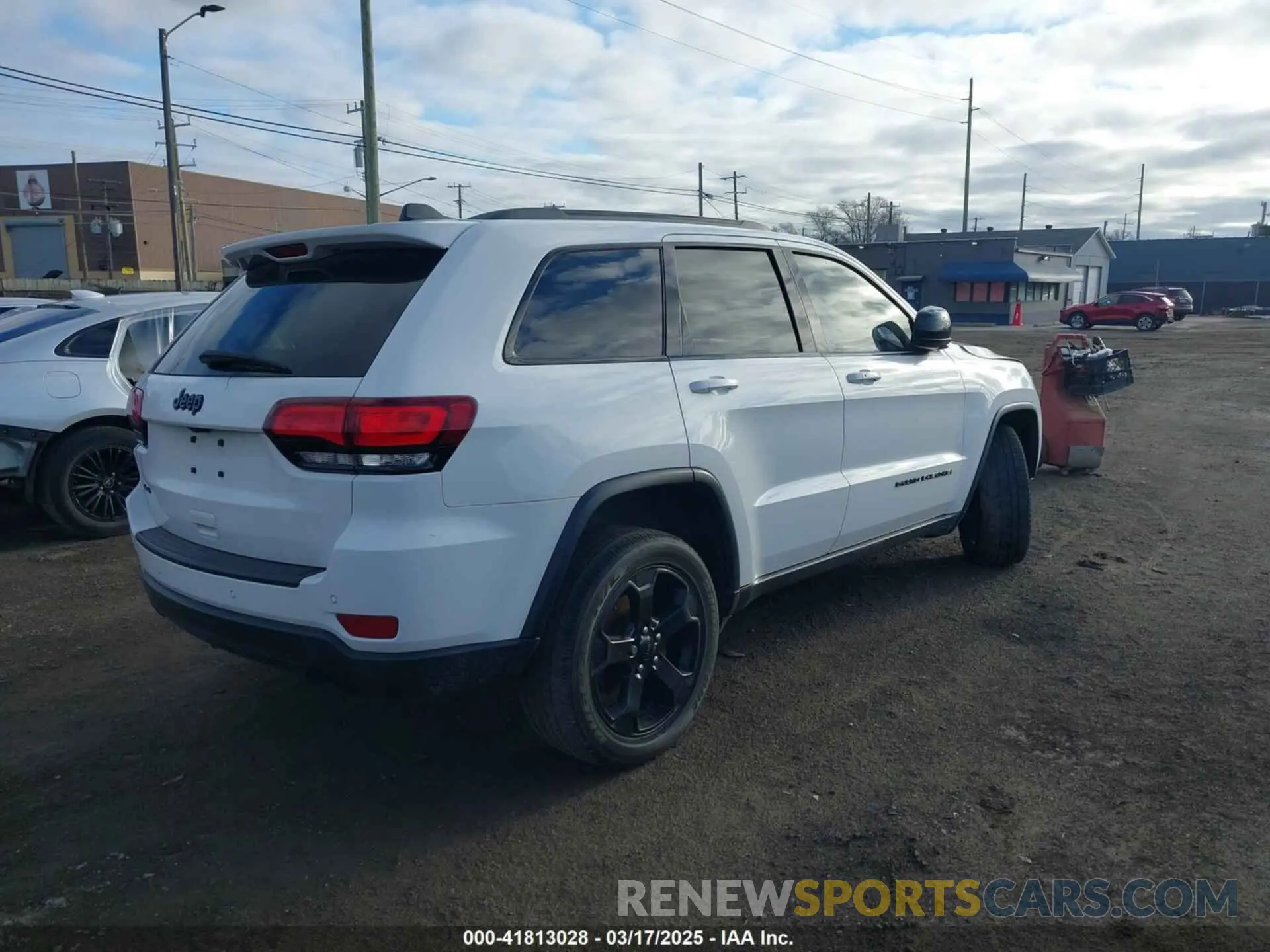 4 Photograph of a damaged car 1C4RJFAG3KC538048 JEEP GRAND CHEROKEE 2019