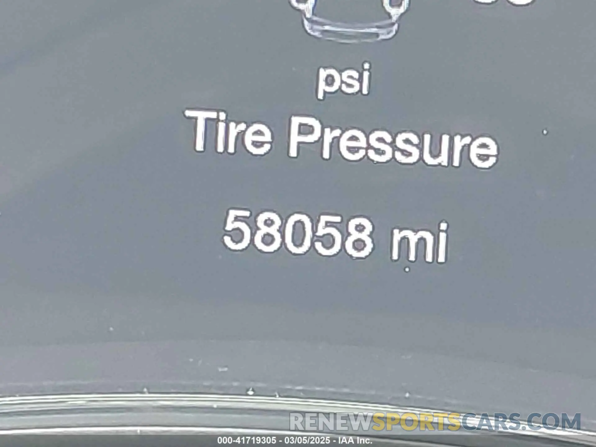 15 Photograph of a damaged car 1C4RJFAG4KC531609 JEEP GRAND CHEROKEE 2019