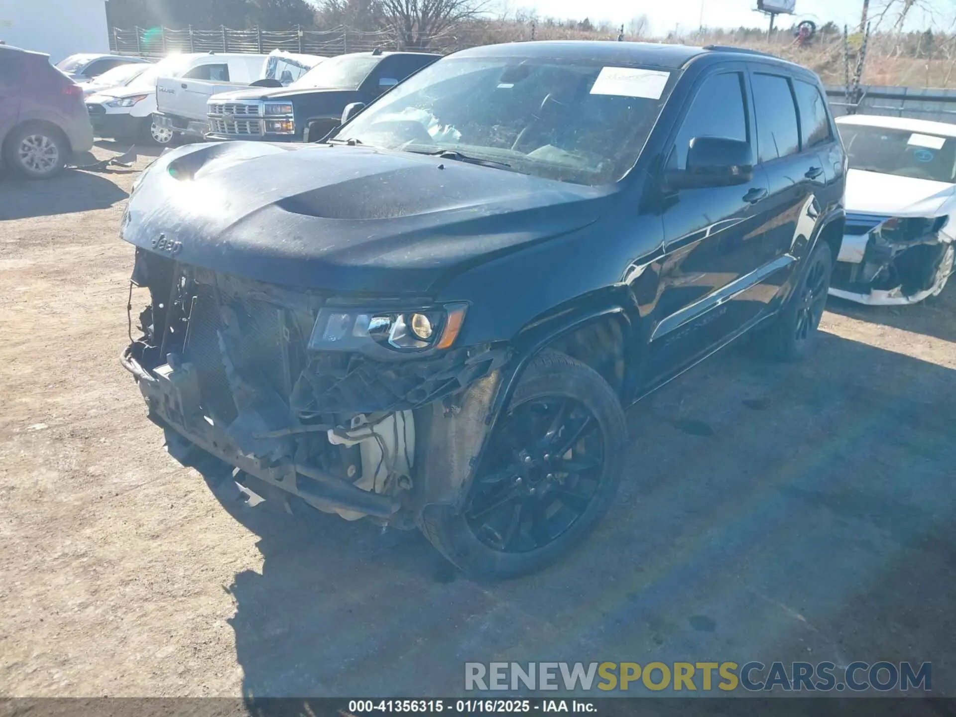 2 Photograph of a damaged car 1C4RJFAG6KC566619 JEEP GRAND CHEROKEE 2019