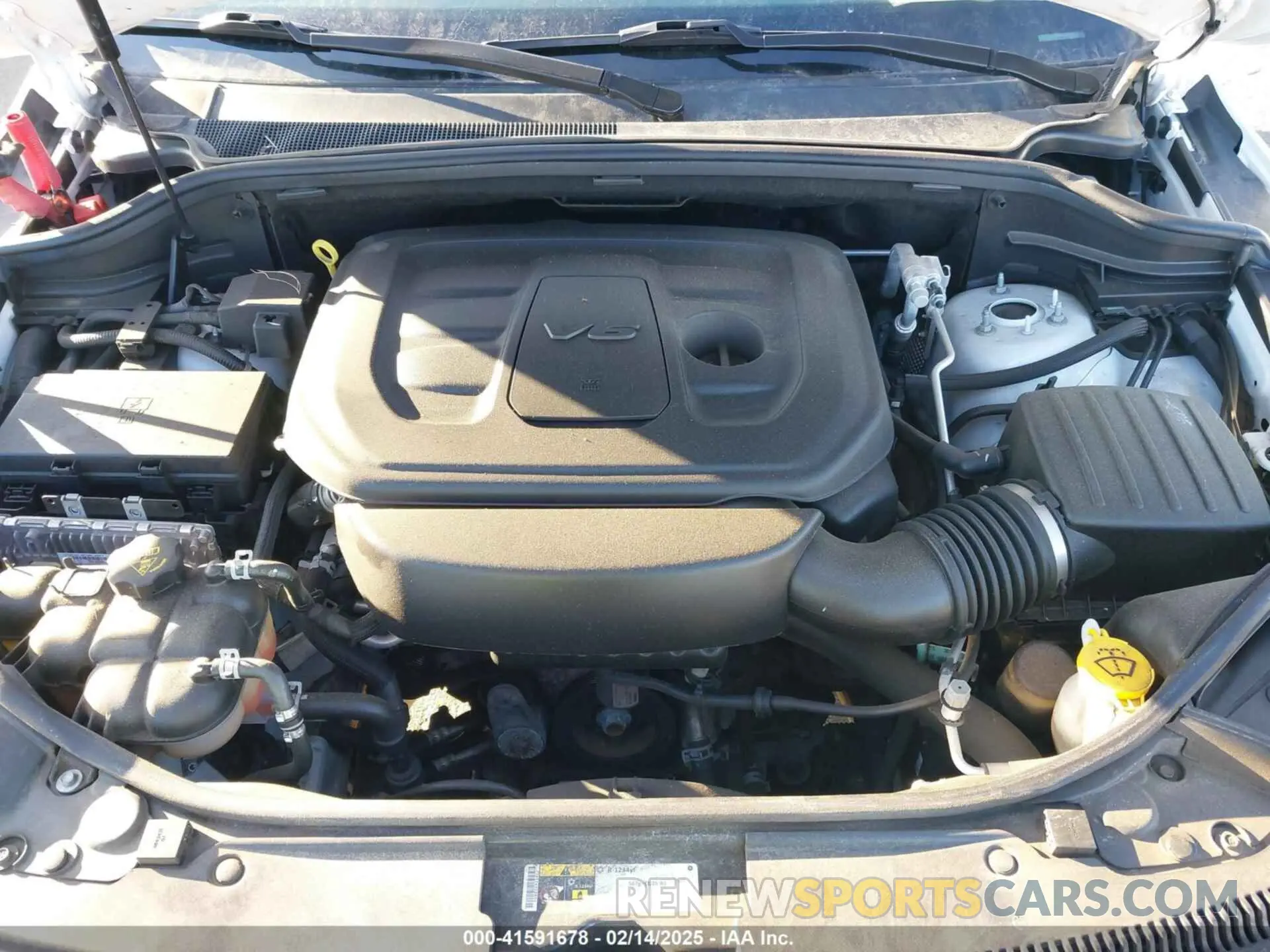 10 Photograph of a damaged car 1C4RJFAG7KC694674 JEEP GRAND CHEROKEE 2019