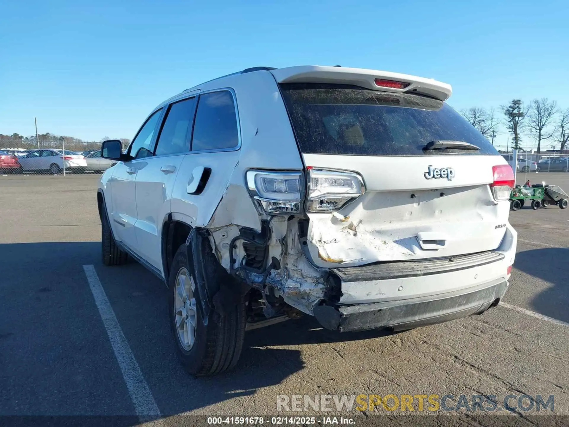 6 Photograph of a damaged car 1C4RJFAG7KC694674 JEEP GRAND CHEROKEE 2019