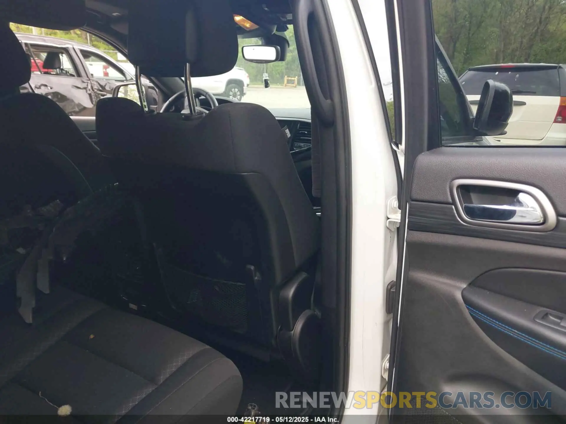 8 Фотография поврежденного автомобиля 1C4RJFAG8KC541396 JEEP GRAND CHEROKEE 2019