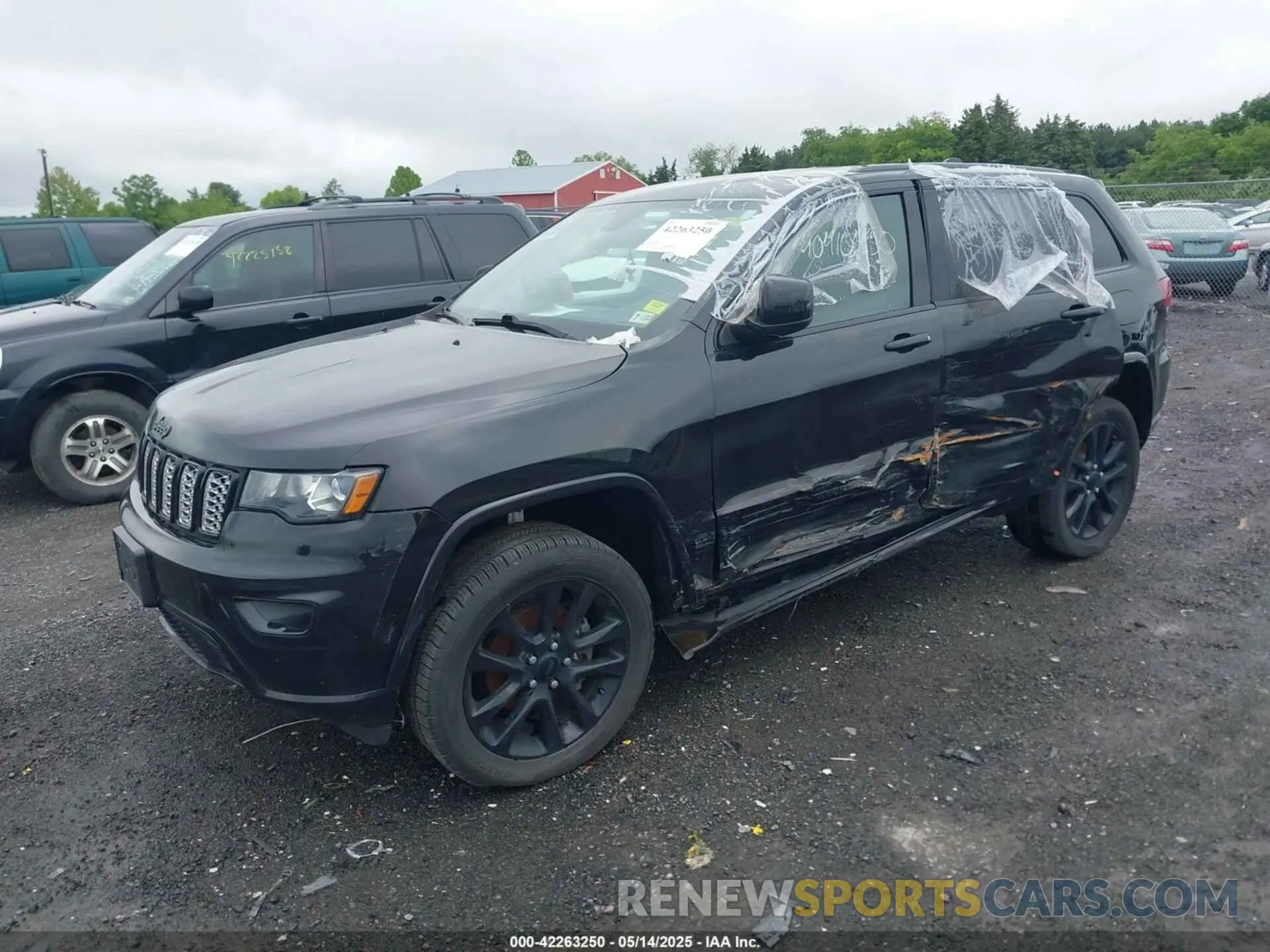 2 Фотография поврежденного автомобиля 1C4RJFAG9KC579011 JEEP GRAND CHEROKEE 2019