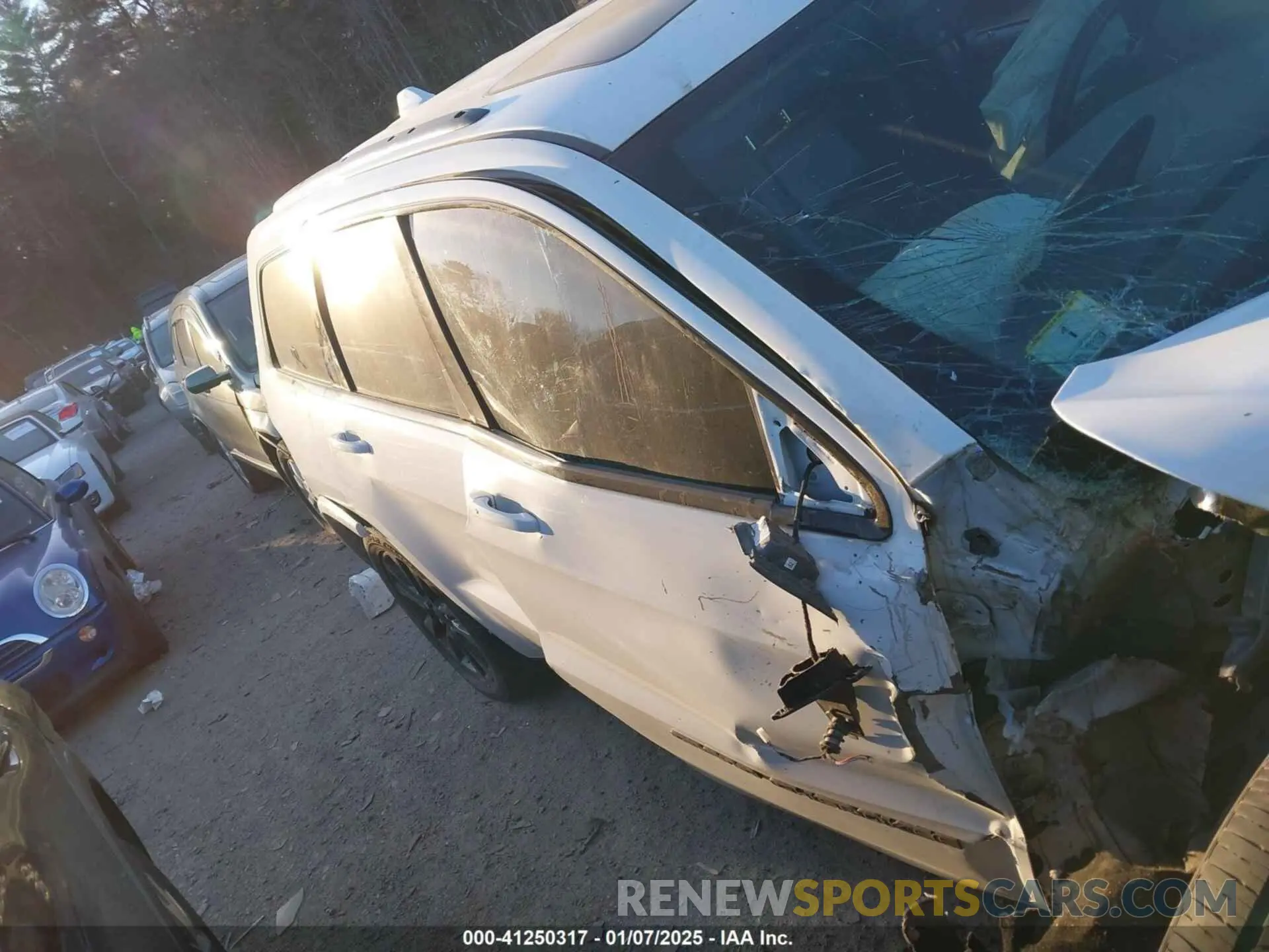 14 Photograph of a damaged car 1C4RJFAG9KC588520 JEEP GRAND CHEROKEE 2019