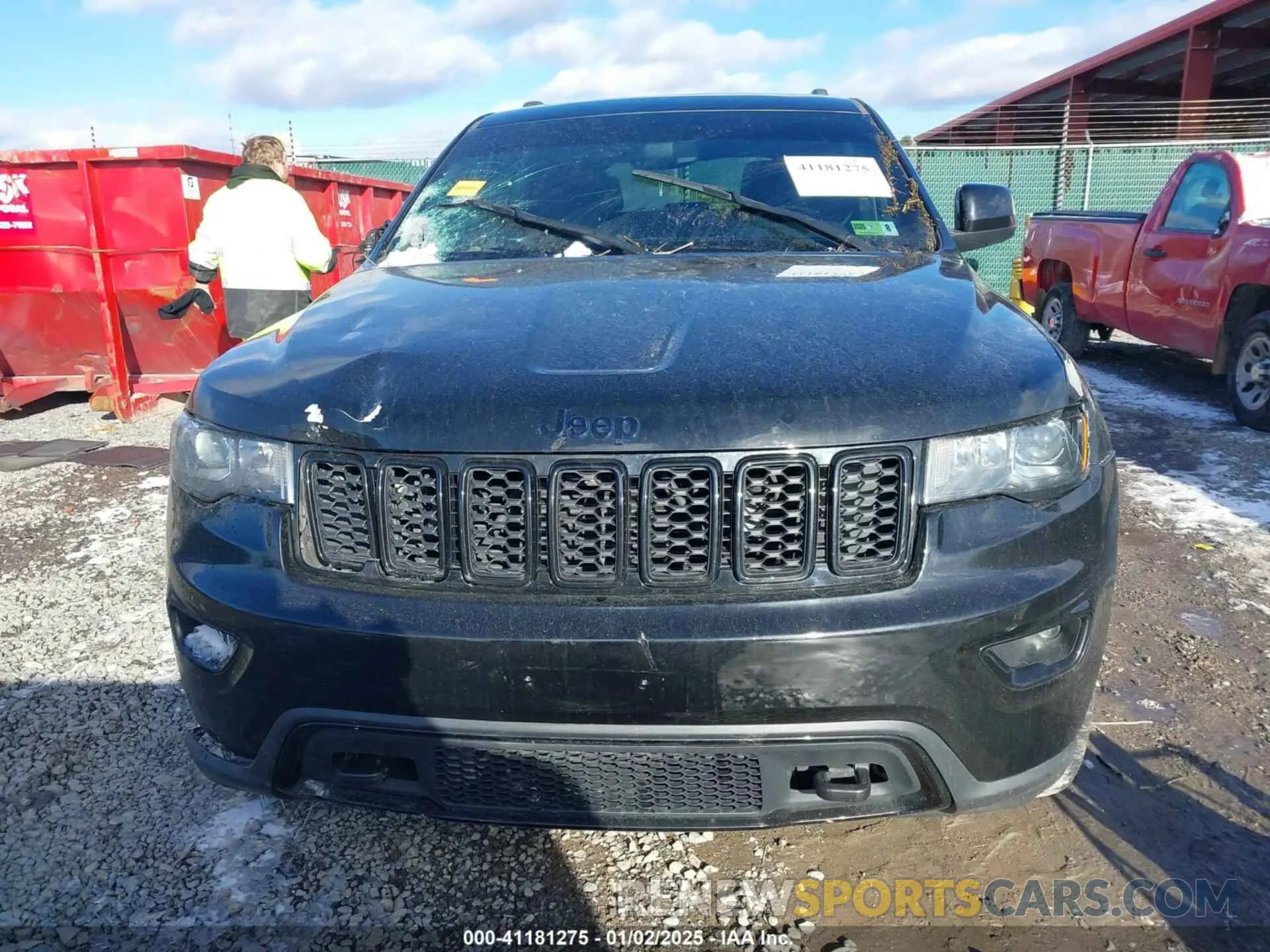 13 Photograph of a damaged car 1C4RJFAGXKC537978 JEEP GRAND CHEROKEE 2019