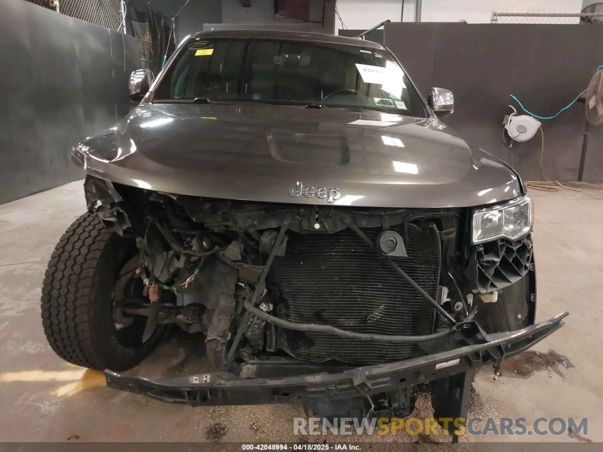 13 Photograph of a damaged car 1C4RJFBG0KC527748 JEEP GRAND CHEROKEE 2019