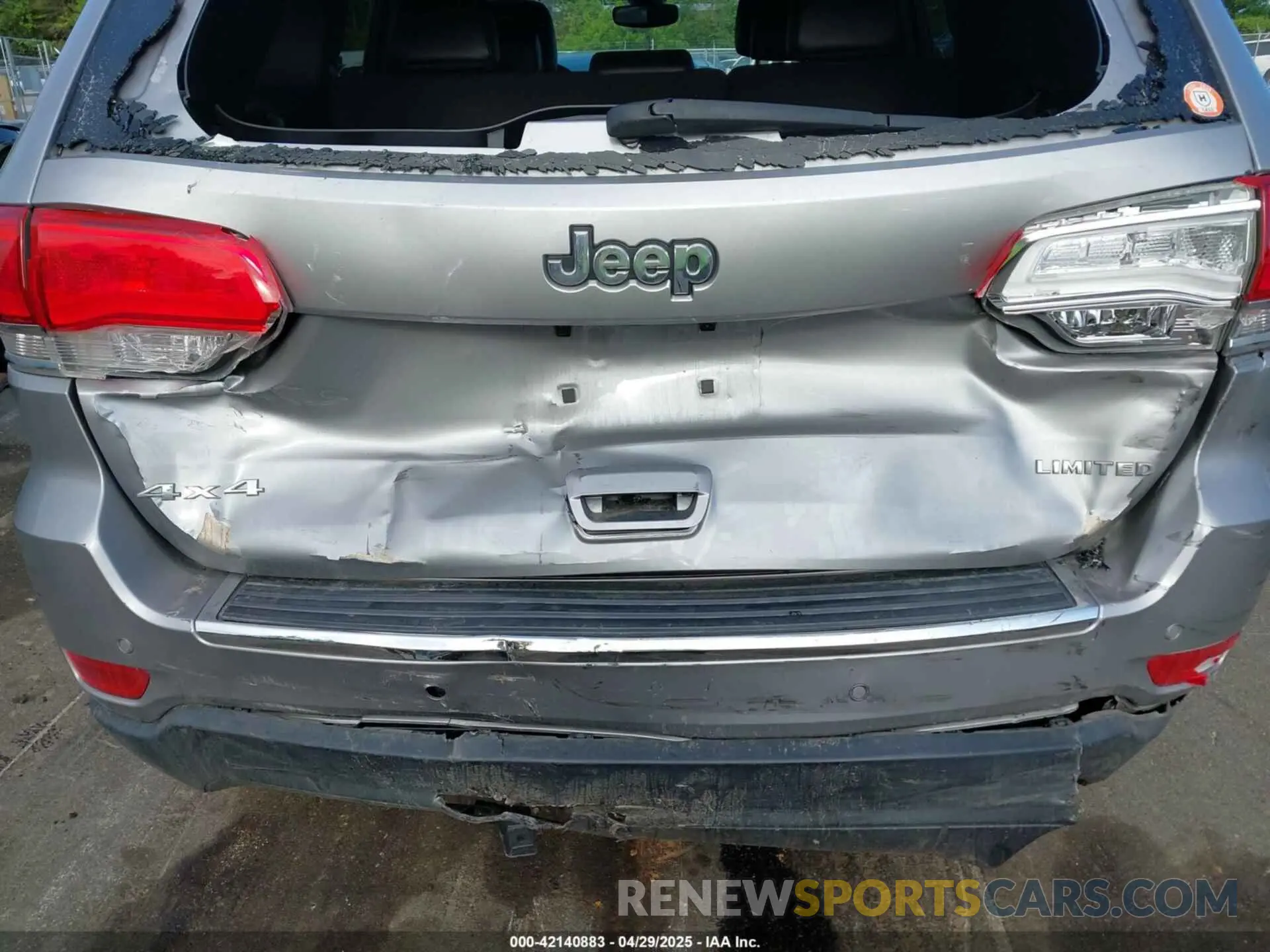 6 Фотография поврежденного автомобиля 1C4RJFBG0KC687435 JEEP GRAND CHEROKEE 2019