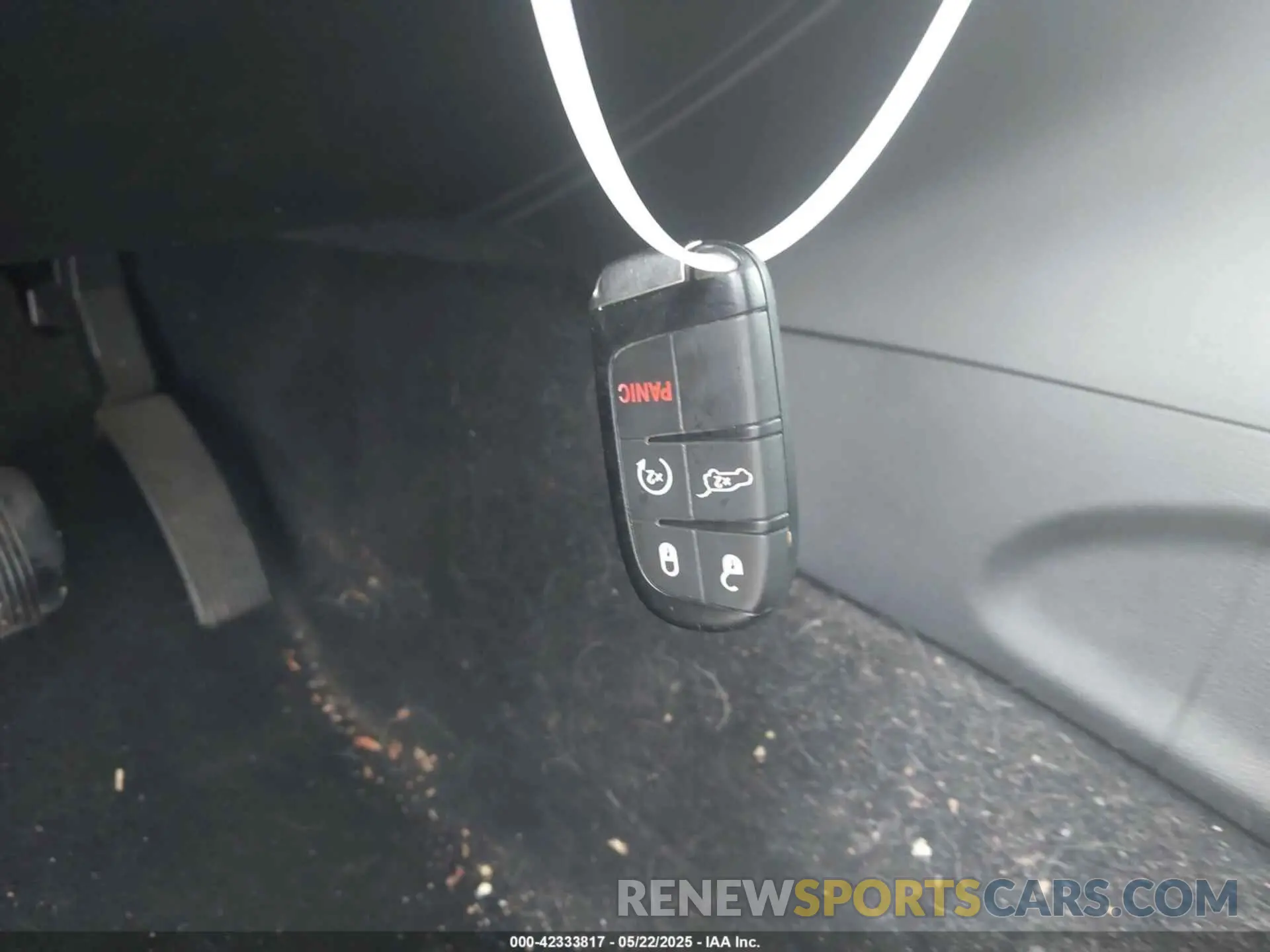 11 Photograph of a damaged car 1C4RJFBG0KC707070 JEEP GRAND CHEROKEE 2019